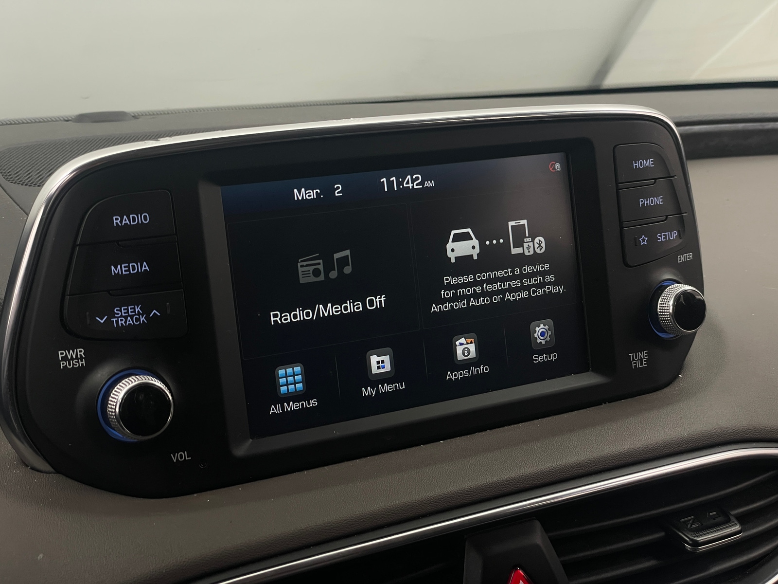 Thumbnail: 2020 Hyundai Santa Fe - 4