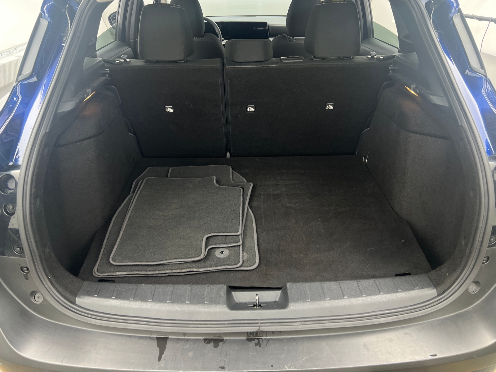 Thumbnail: 2025 Nissan Kicks - 7