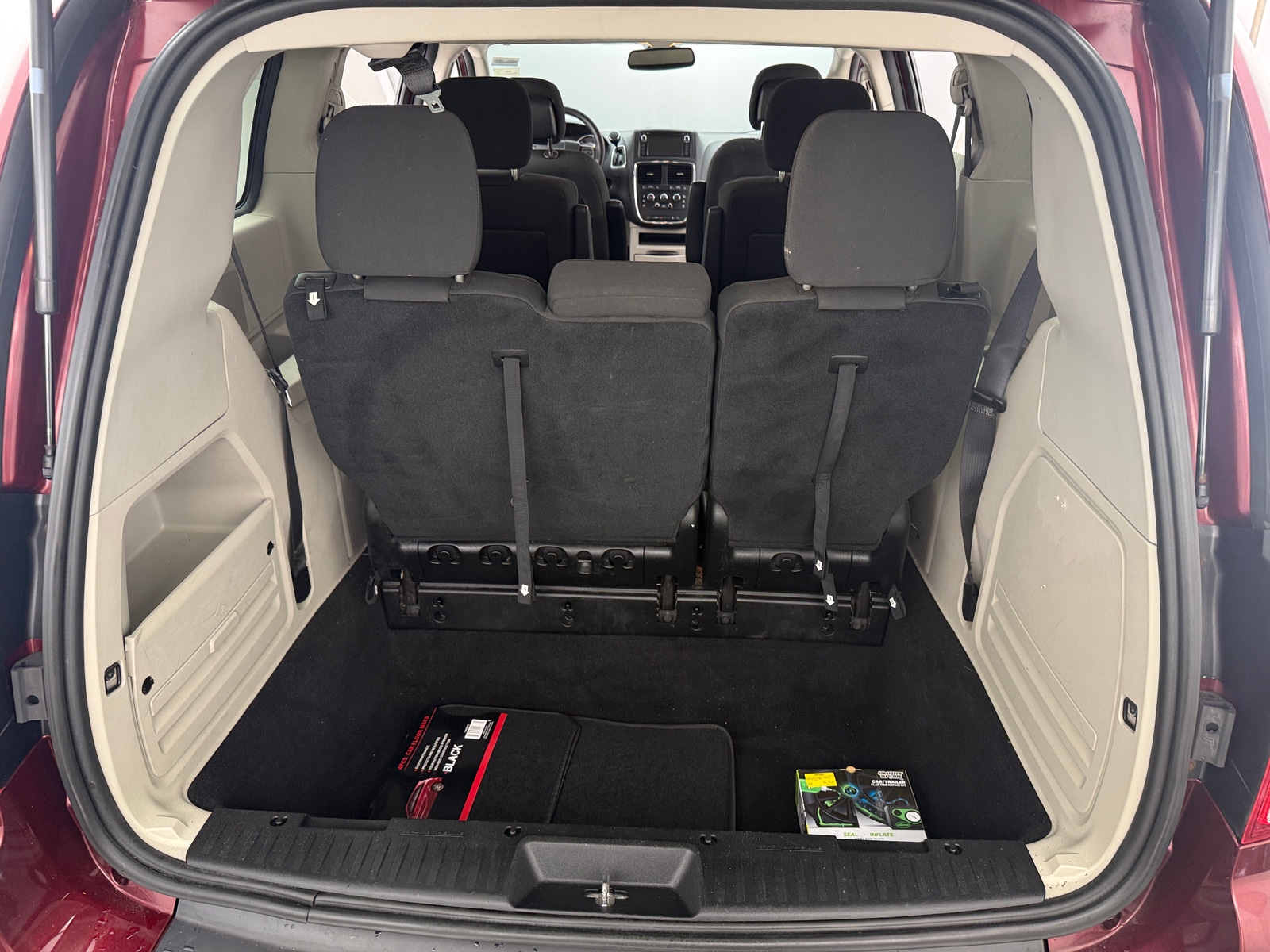 Thumbnail: 2018 Dodge Grand Caravan - 7