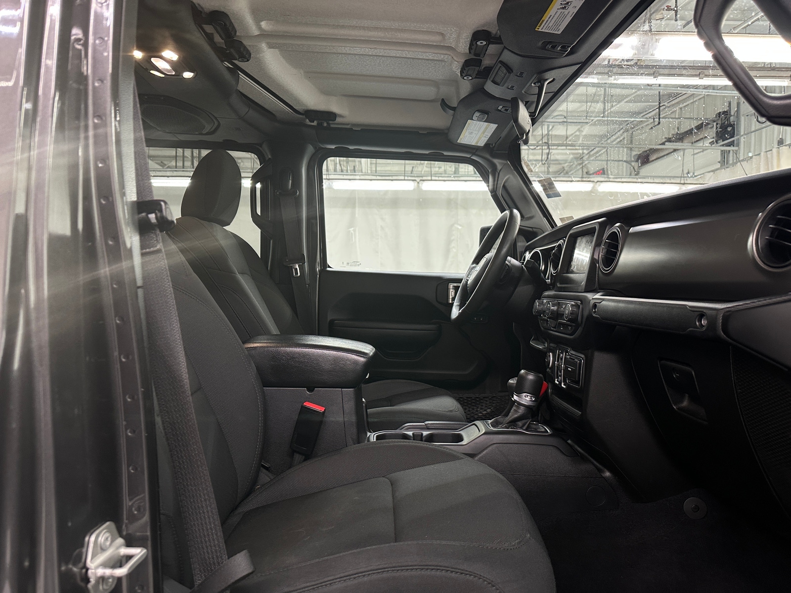 Thumbnail: 2023 Jeep Gladiator - 2