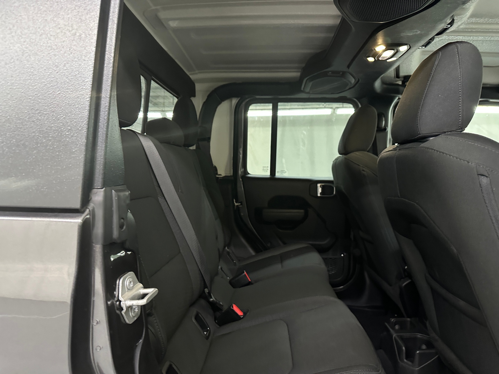 Thumbnail: 2023 Jeep Gladiator - 6