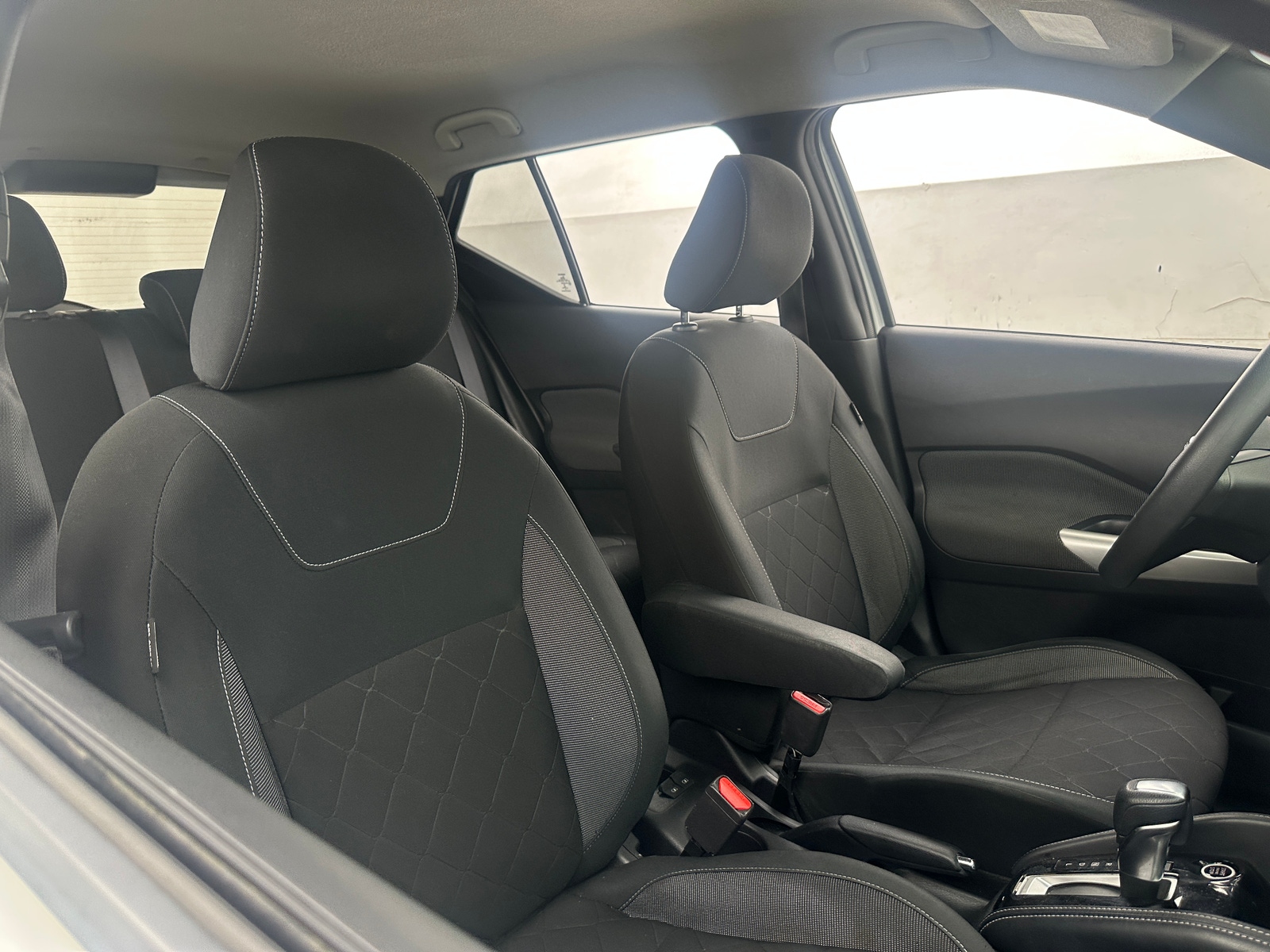 Thumbnail: 2019 Nissan Kicks - 2