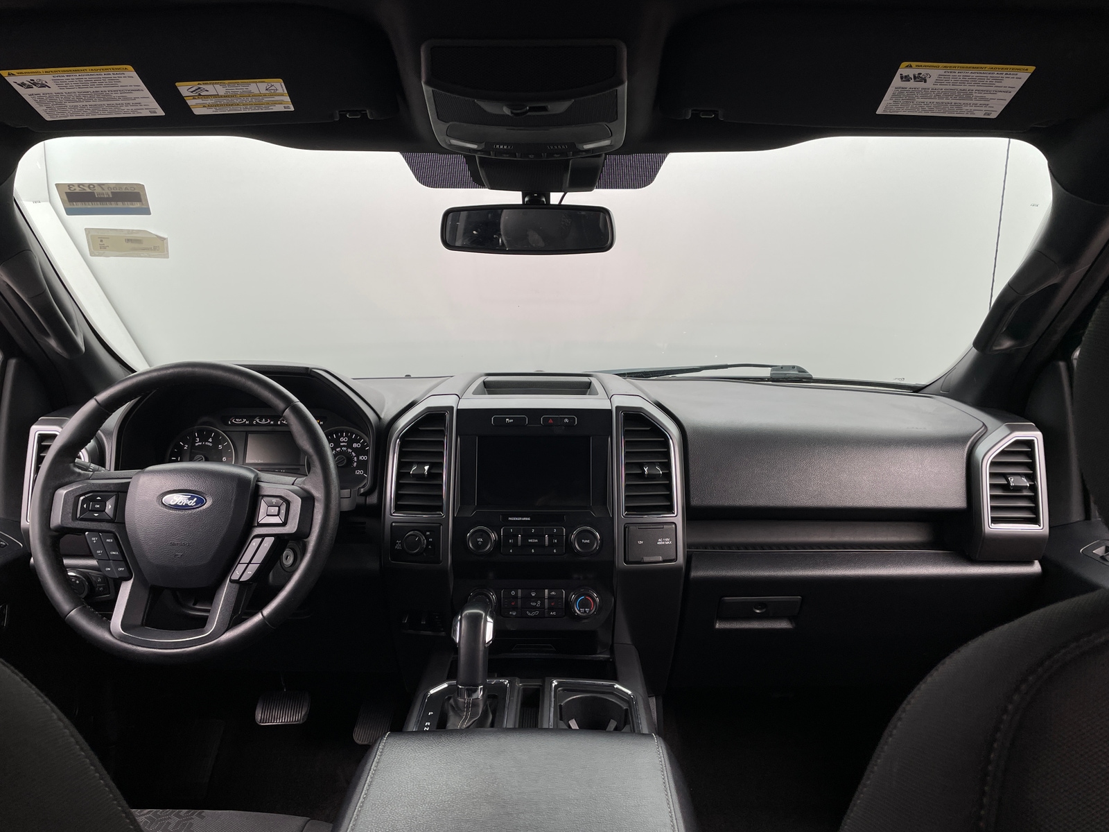 Thumbnail: 2019 Ford Econoline - 3