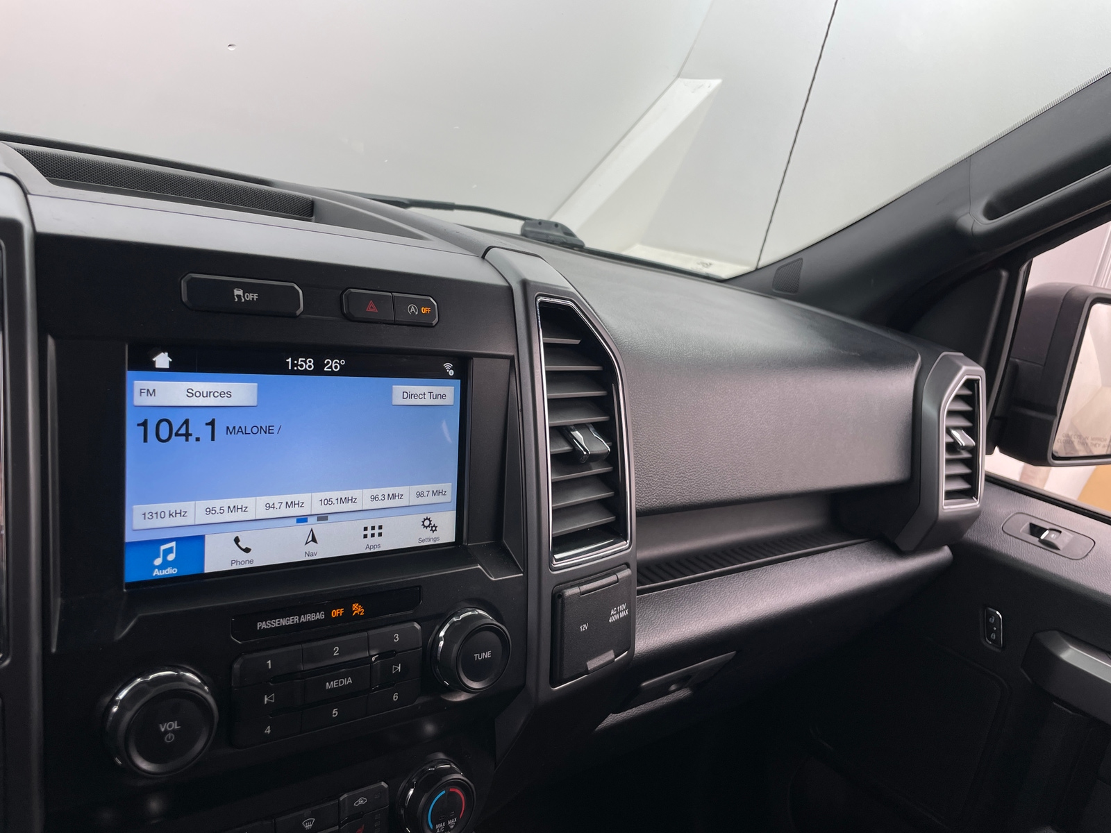 Thumbnail: 2019 Ford Econoline - 4