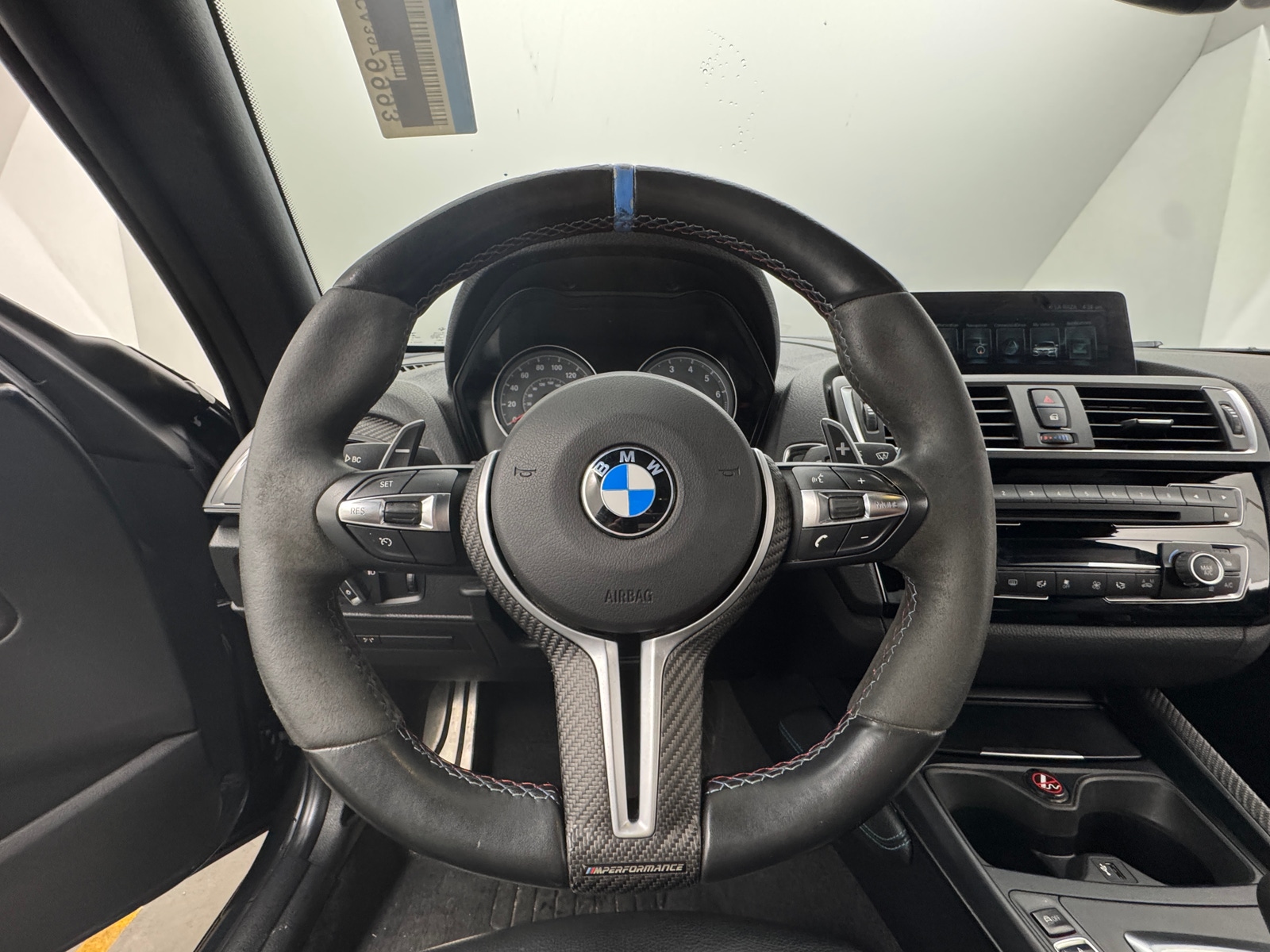 Thumbnail: 2017 BMW M2 - 3