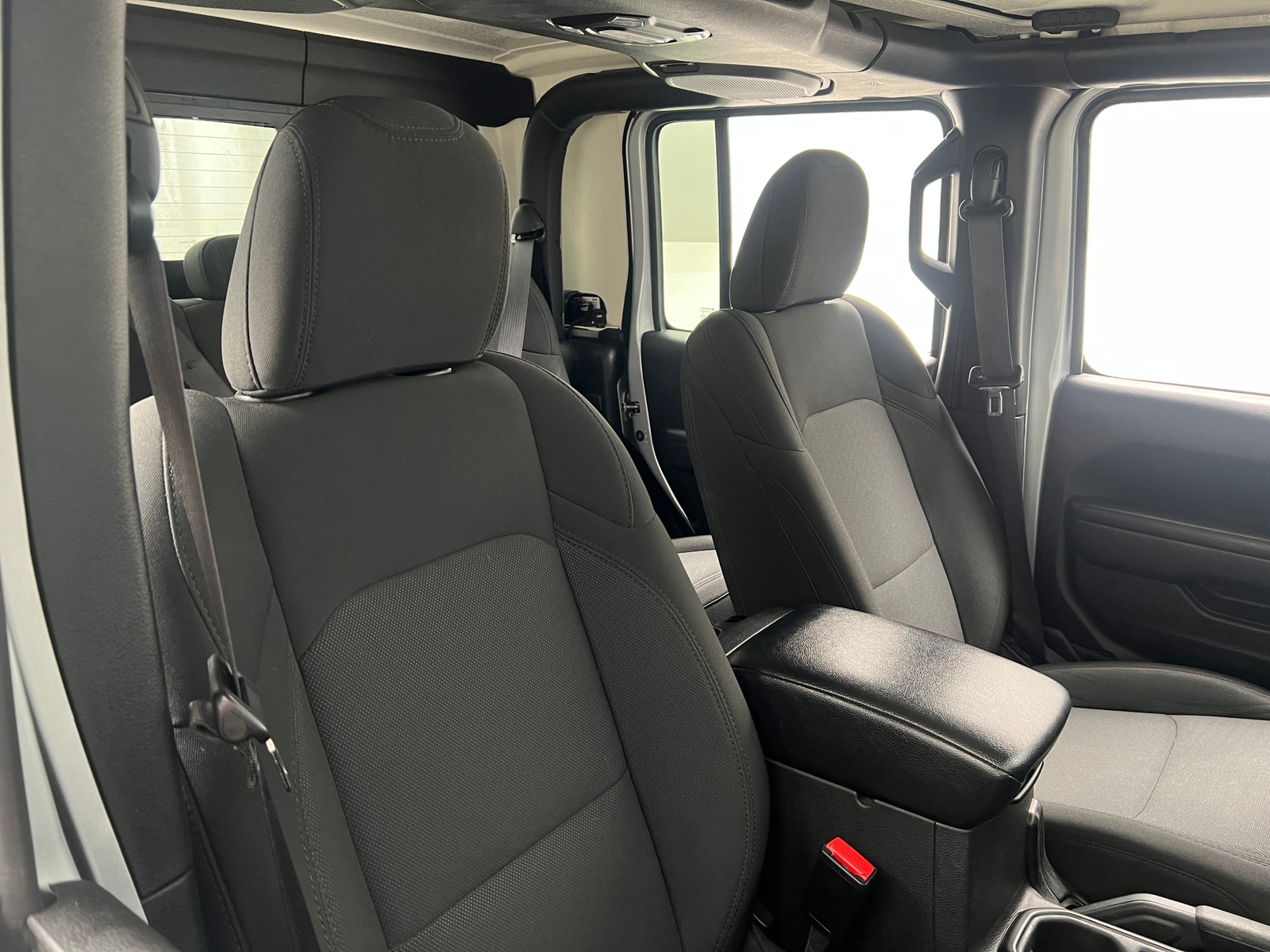 Thumbnail: 2023 Jeep Gladiator - 2