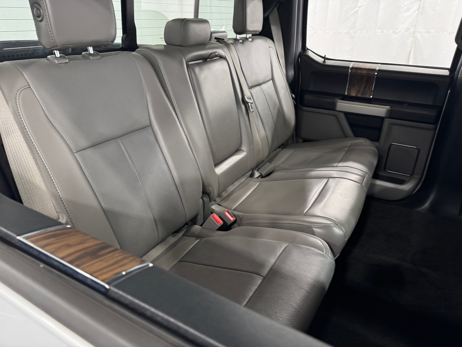 Thumbnail: 2018 Ford Econoline - 6