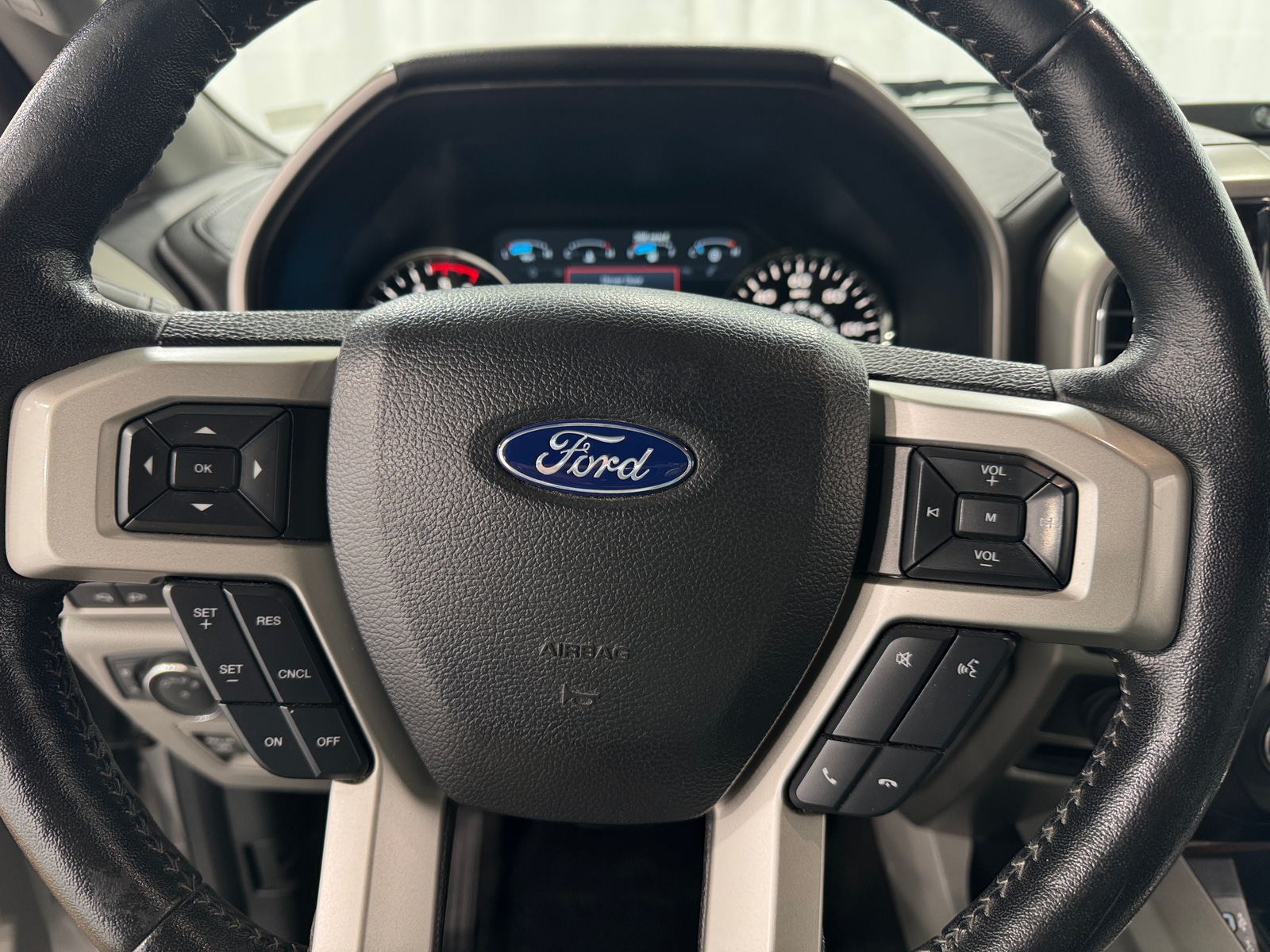 Thumbnail: 2018 Ford Econoline - 5