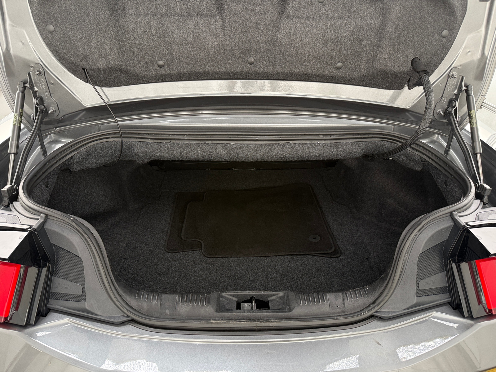 Thumbnail: 2025 Ford Mustang - 7