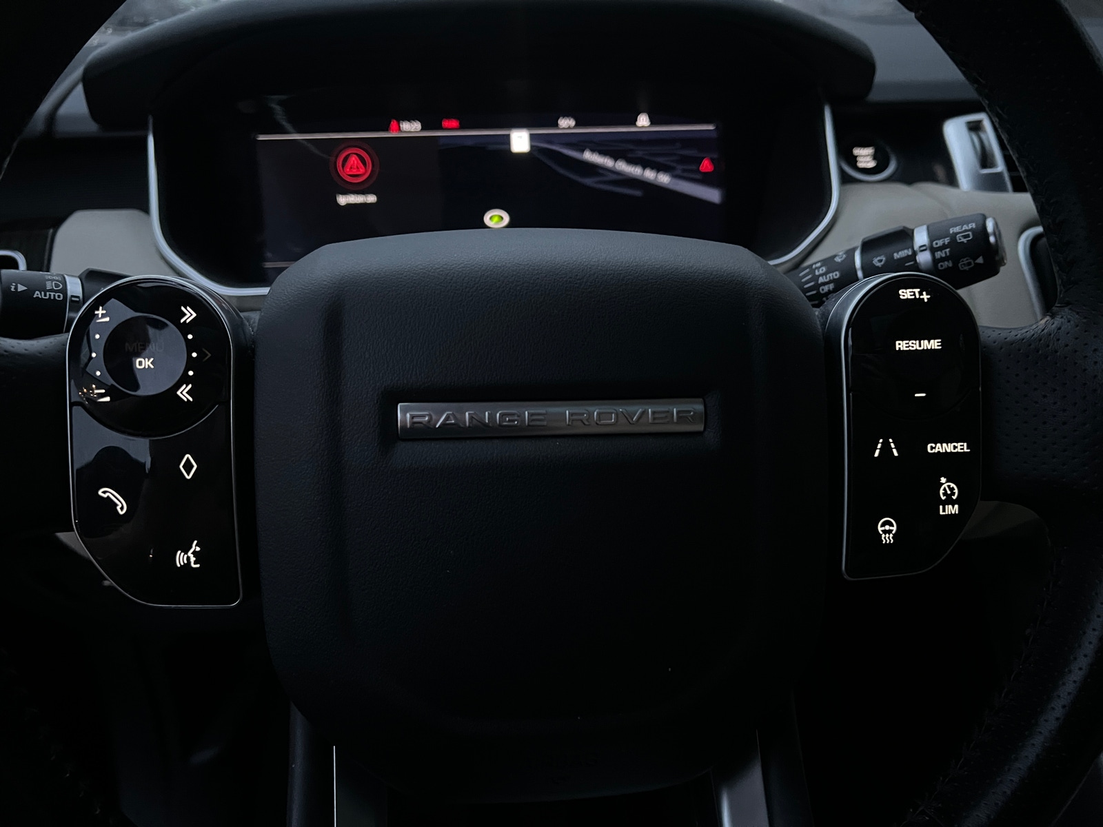 Thumbnail: 2019 Land Rover Range Rover Sport - 4