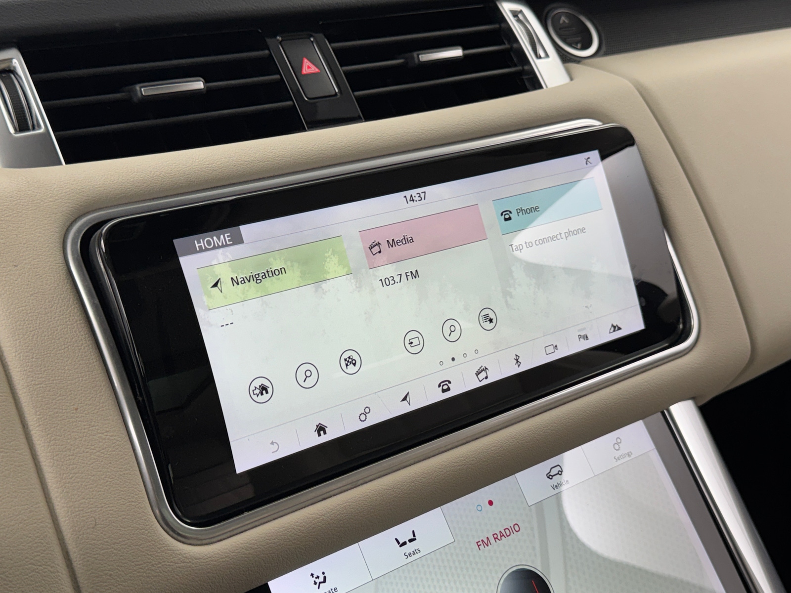 Thumbnail: 2019 Land Rover Range Rover Sport - 3