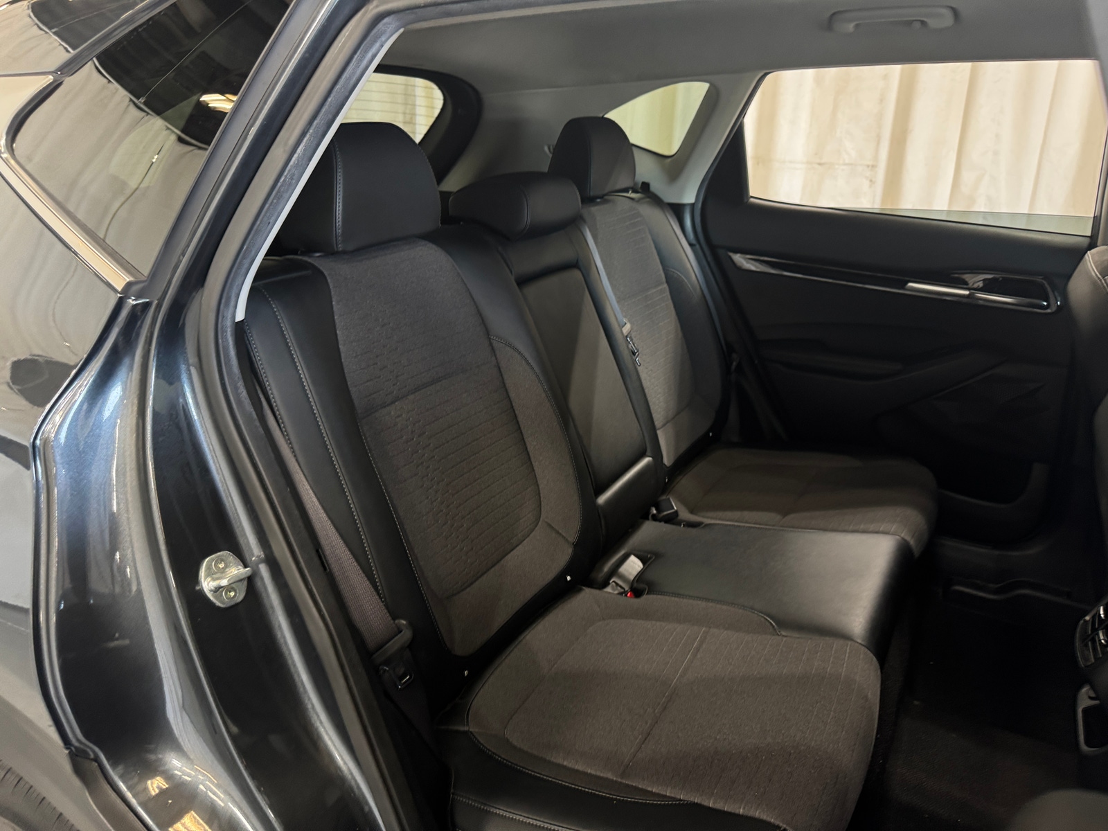 Thumbnail: 2022 Kia Seltos - 6