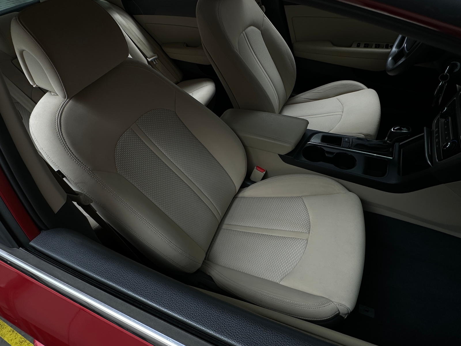 Thumbnail: 2017 Hyundai Sonata - 2