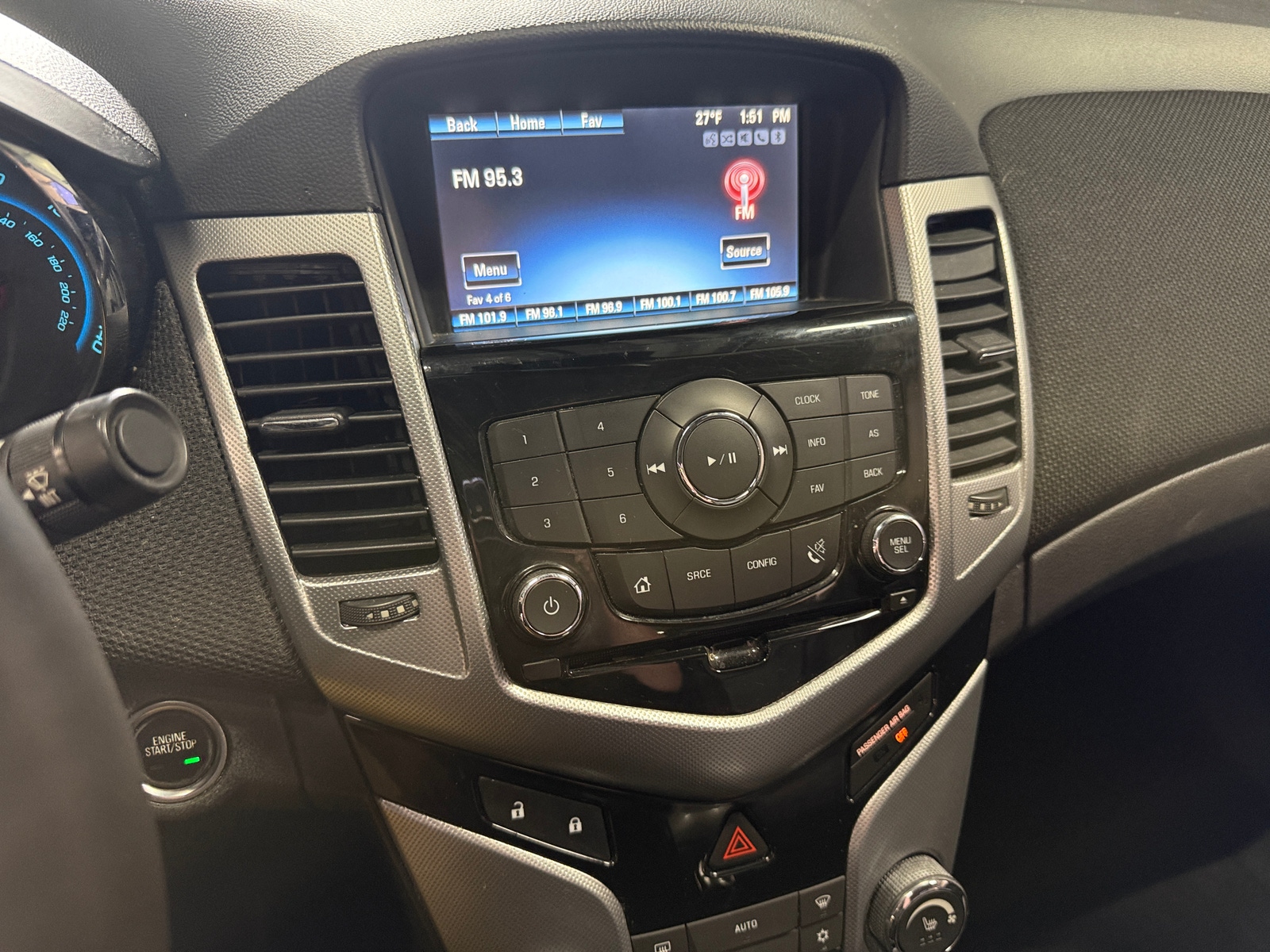 Thumbnail: 2014 Chevrolet Cruze - 3