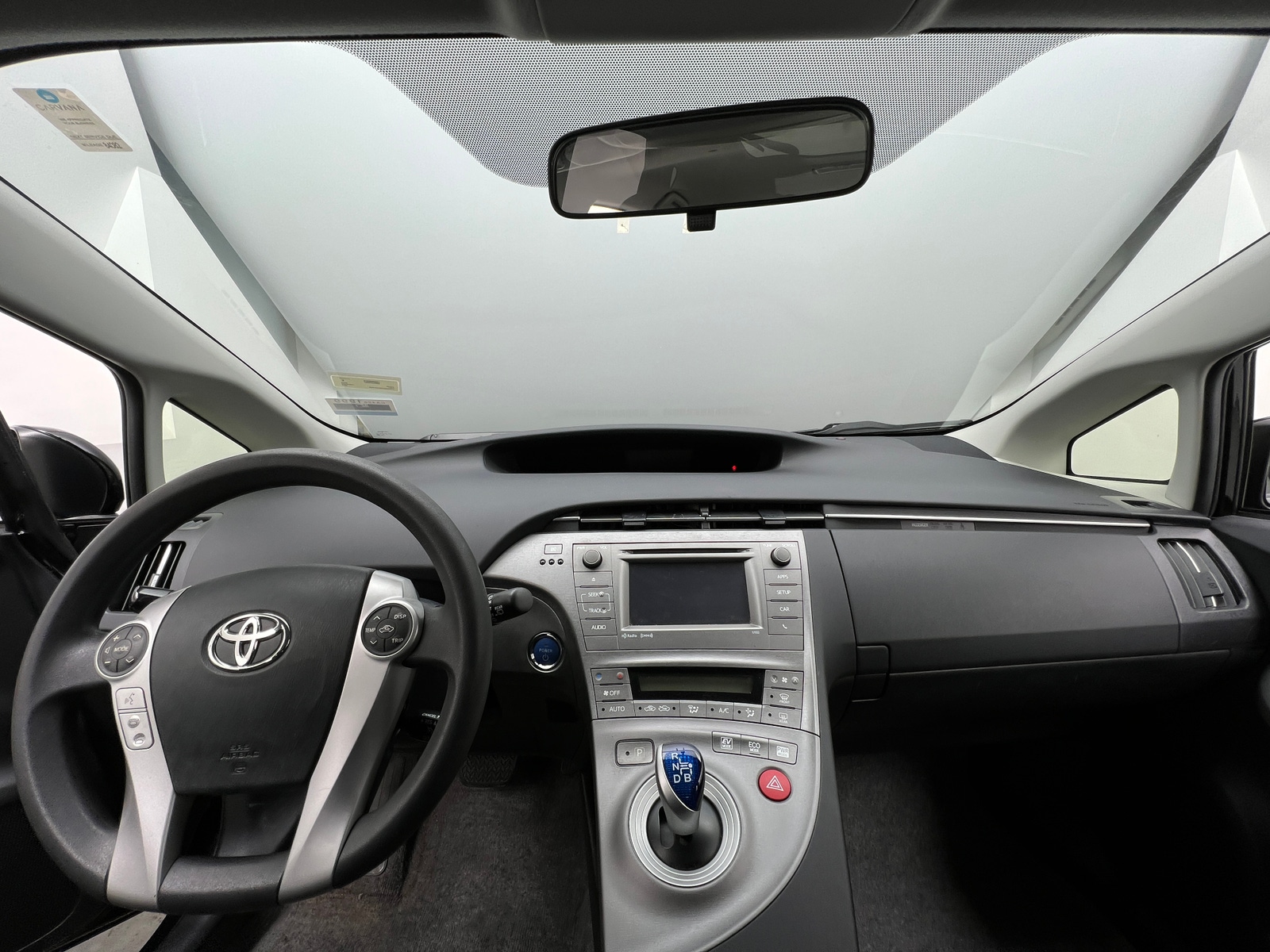 Thumbnail: 2015 Toyota Prius - 3