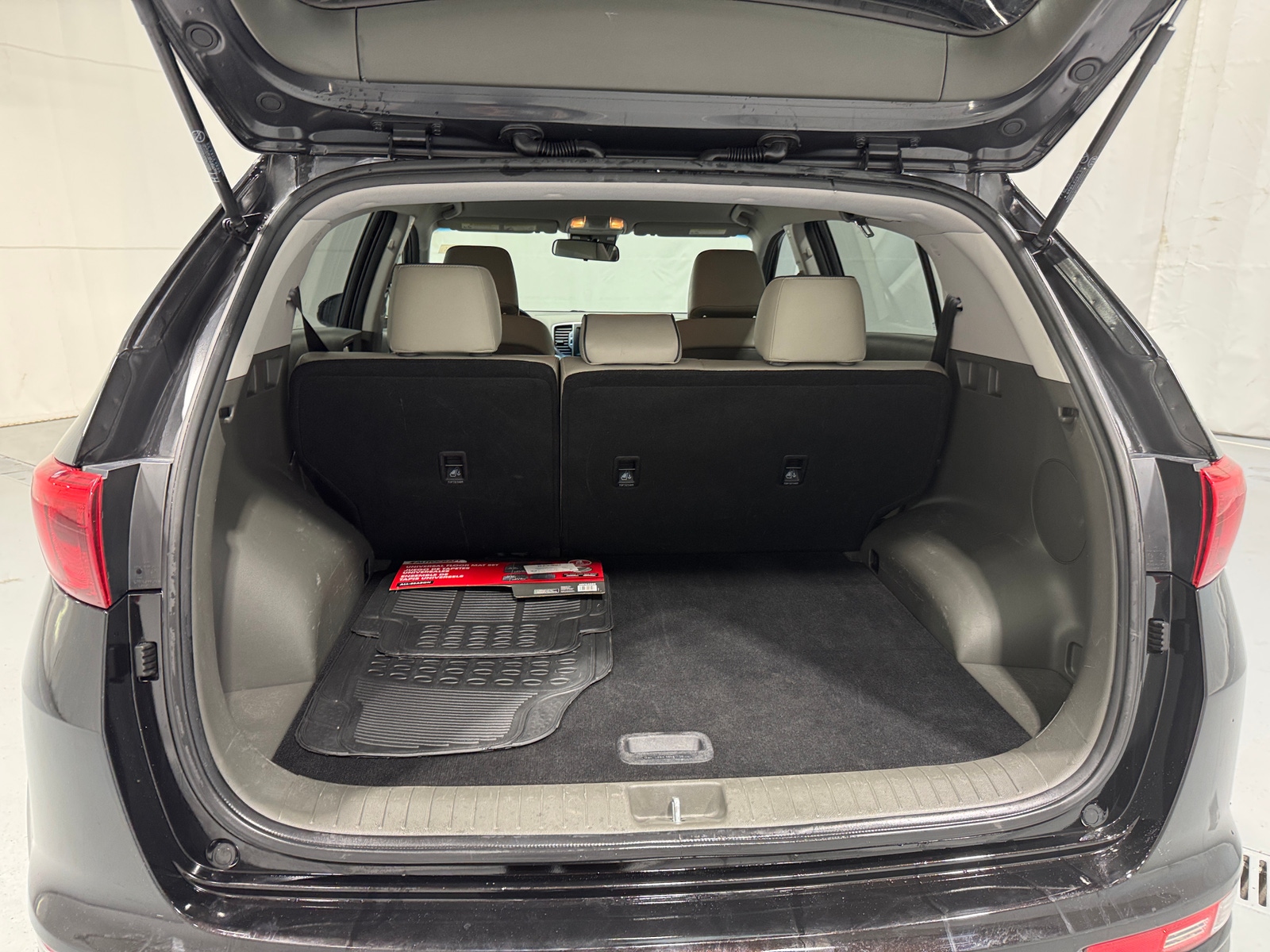 Thumbnail: 2018 Kia Sportage - 6