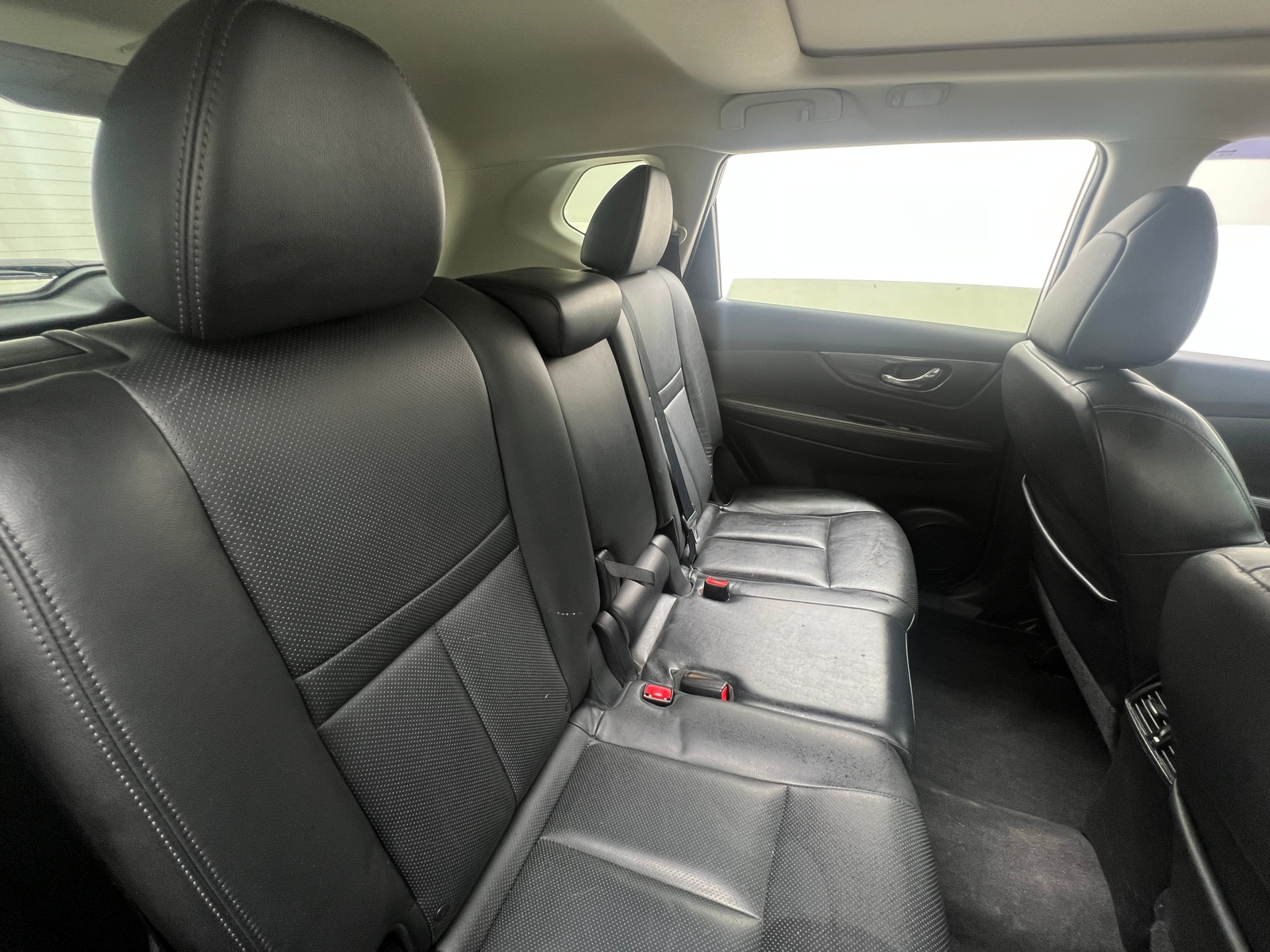 Thumbnail: 2015 Nissan Rogue - 5