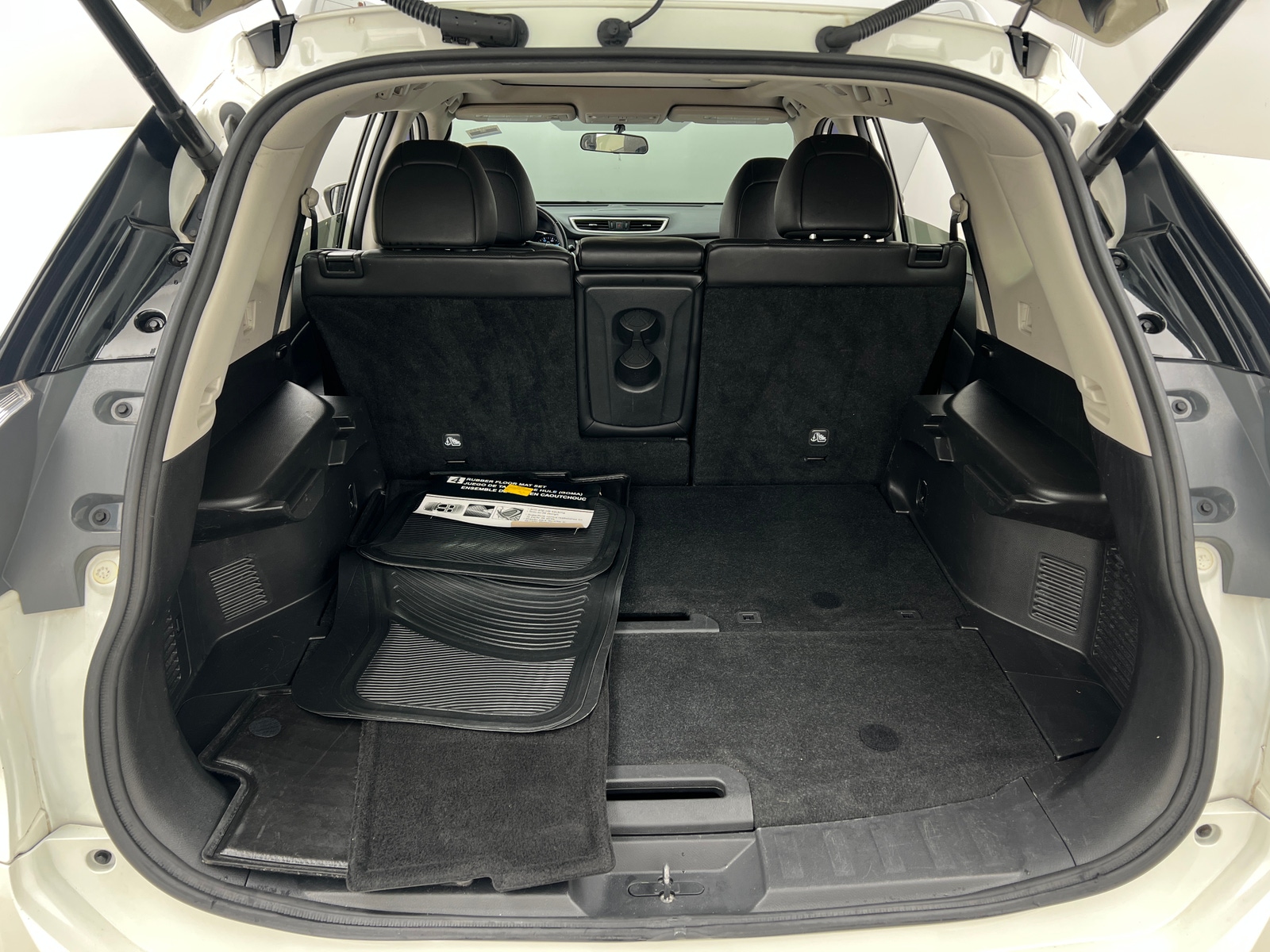 Thumbnail: 2015 Nissan Rogue - 6