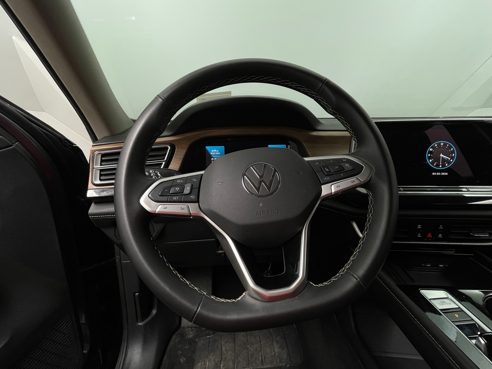 Thumbnail: 2025 Volkswagen Atlas - 4