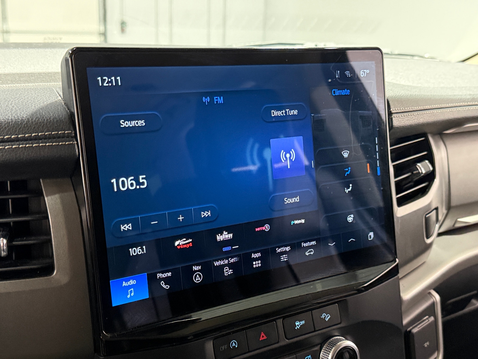 Thumbnail: 2024 Ford Expedition MAX - 3