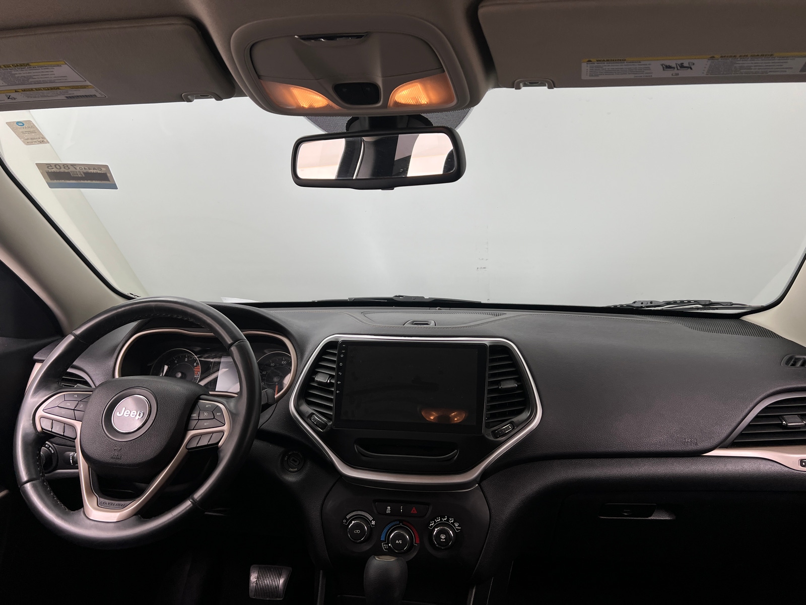 Thumbnail: 2018 Jeep Cherokee - 3