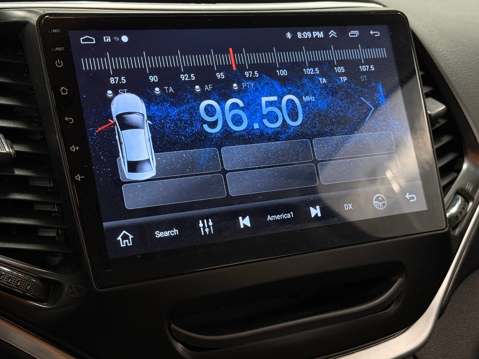 Thumbnail: 2018 Jeep Cherokee - 4