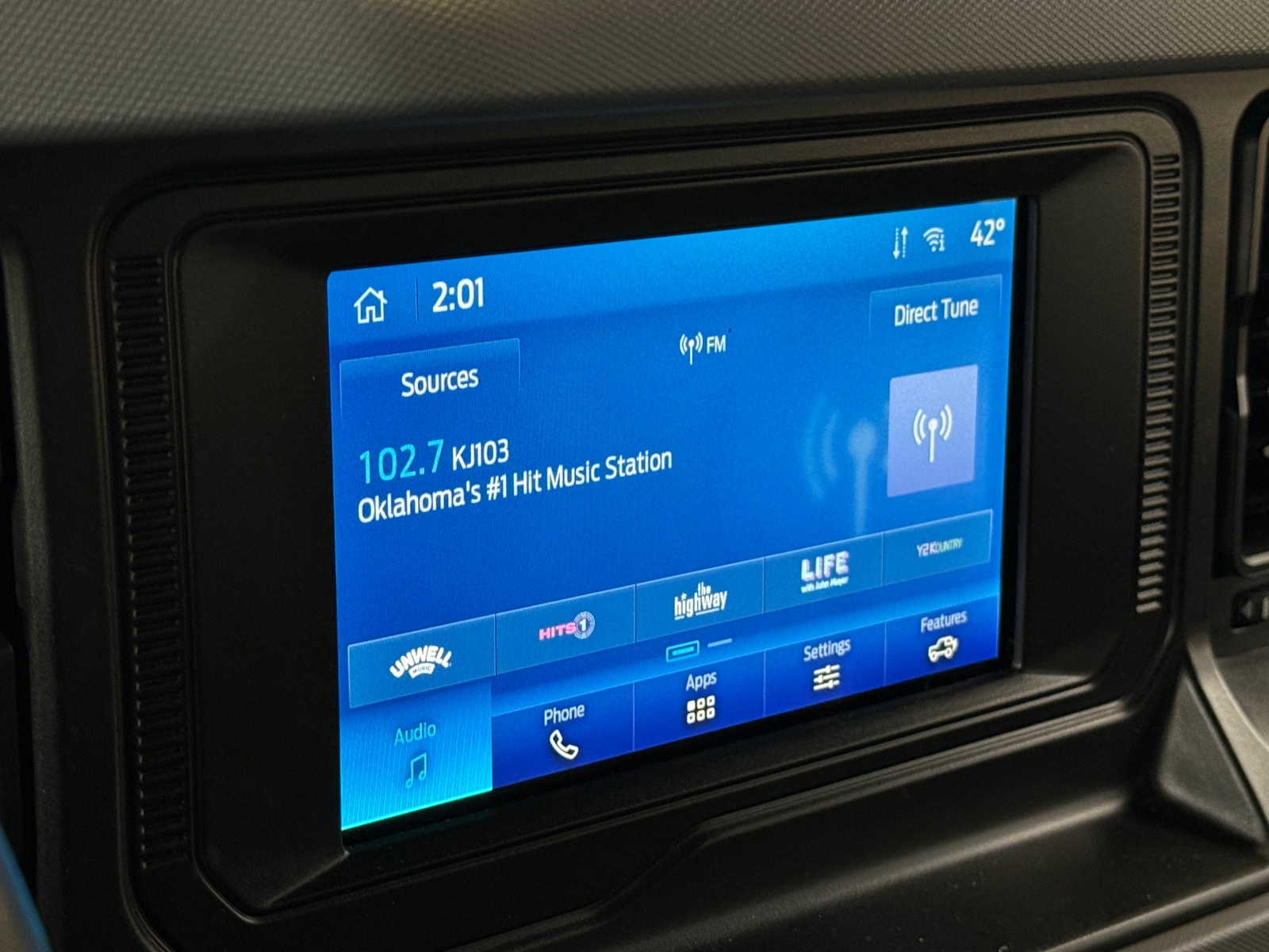 Thumbnail: 2023 Ford Bronco - 3