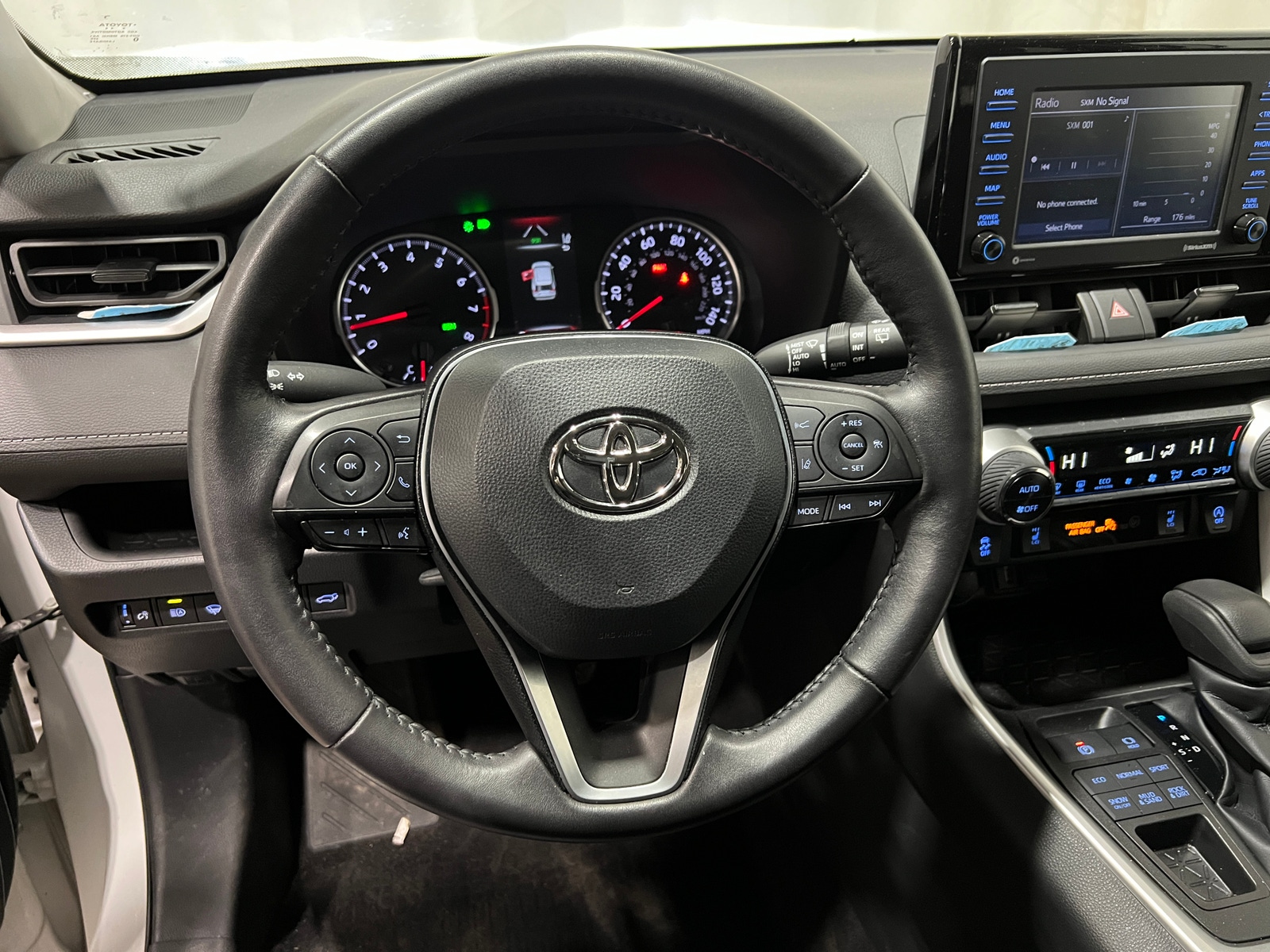 Thumbnail: 2022 Toyota RAV4 - 5