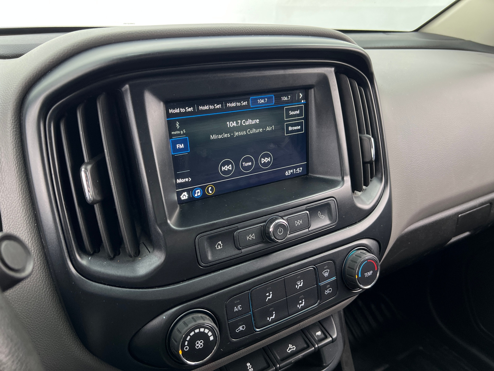 Thumbnail: 2019 Chevrolet Colorado - 3