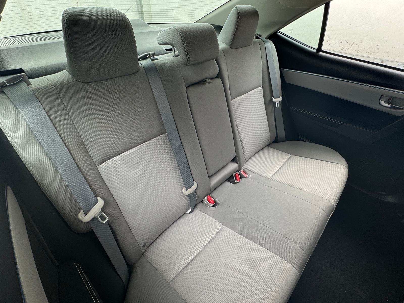 Thumbnail: 2015 Toyota Corolla - 6