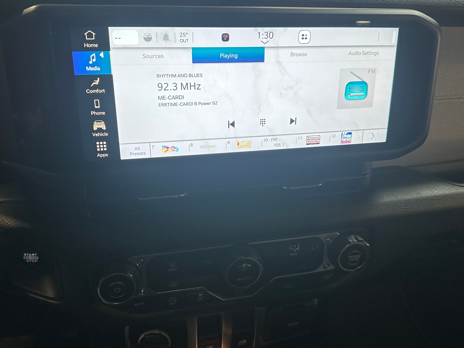 Thumbnail: 2025 Jeep Wrangler - 4