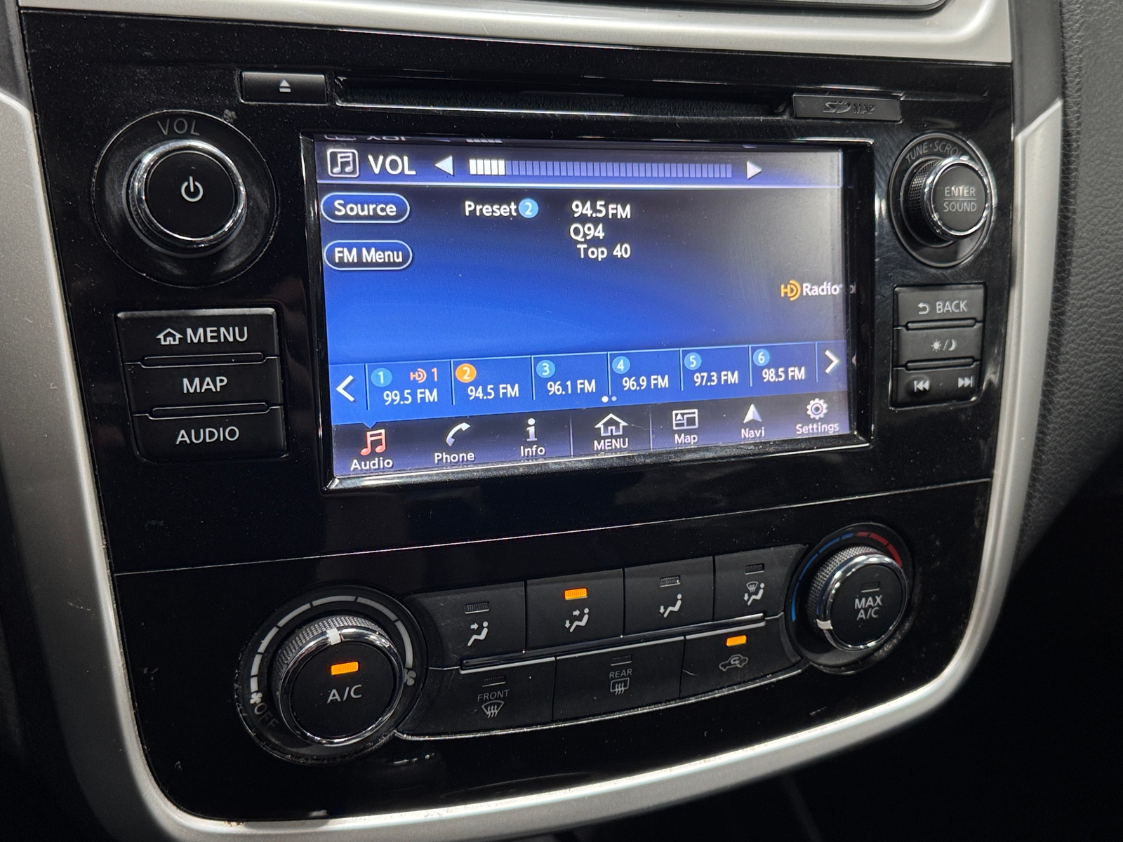 Thumbnail: 2018 Nissan Altima - 4