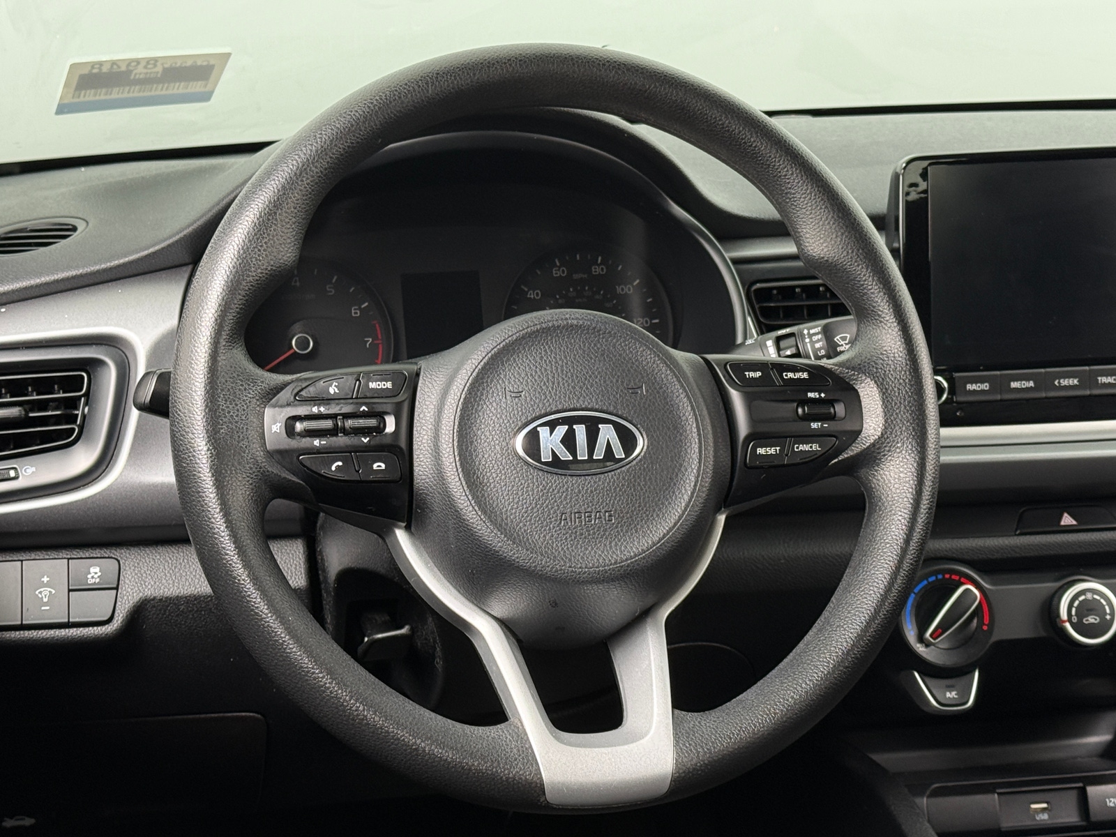 Thumbnail: 2021 Kia Rio - 5