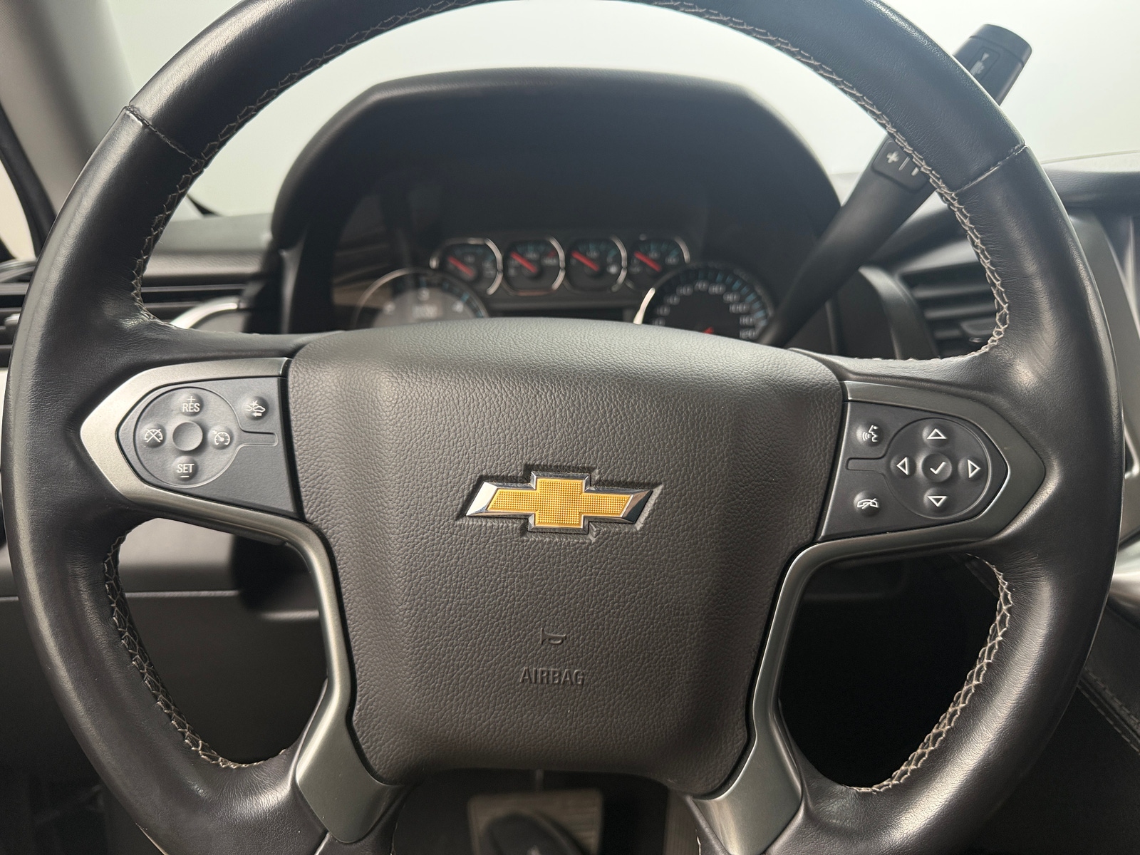 Thumbnail: 2020 Chevrolet Tahoe - 4