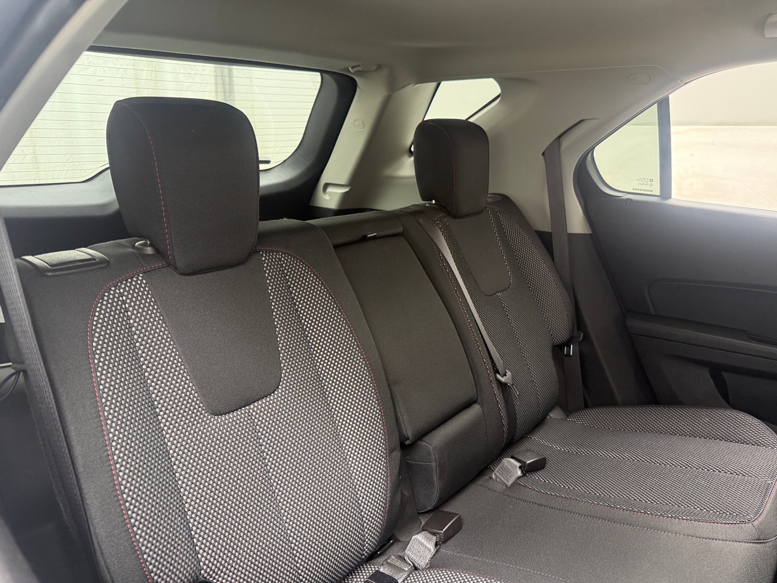 Thumbnail: 2017 Chevrolet Equinox - 6