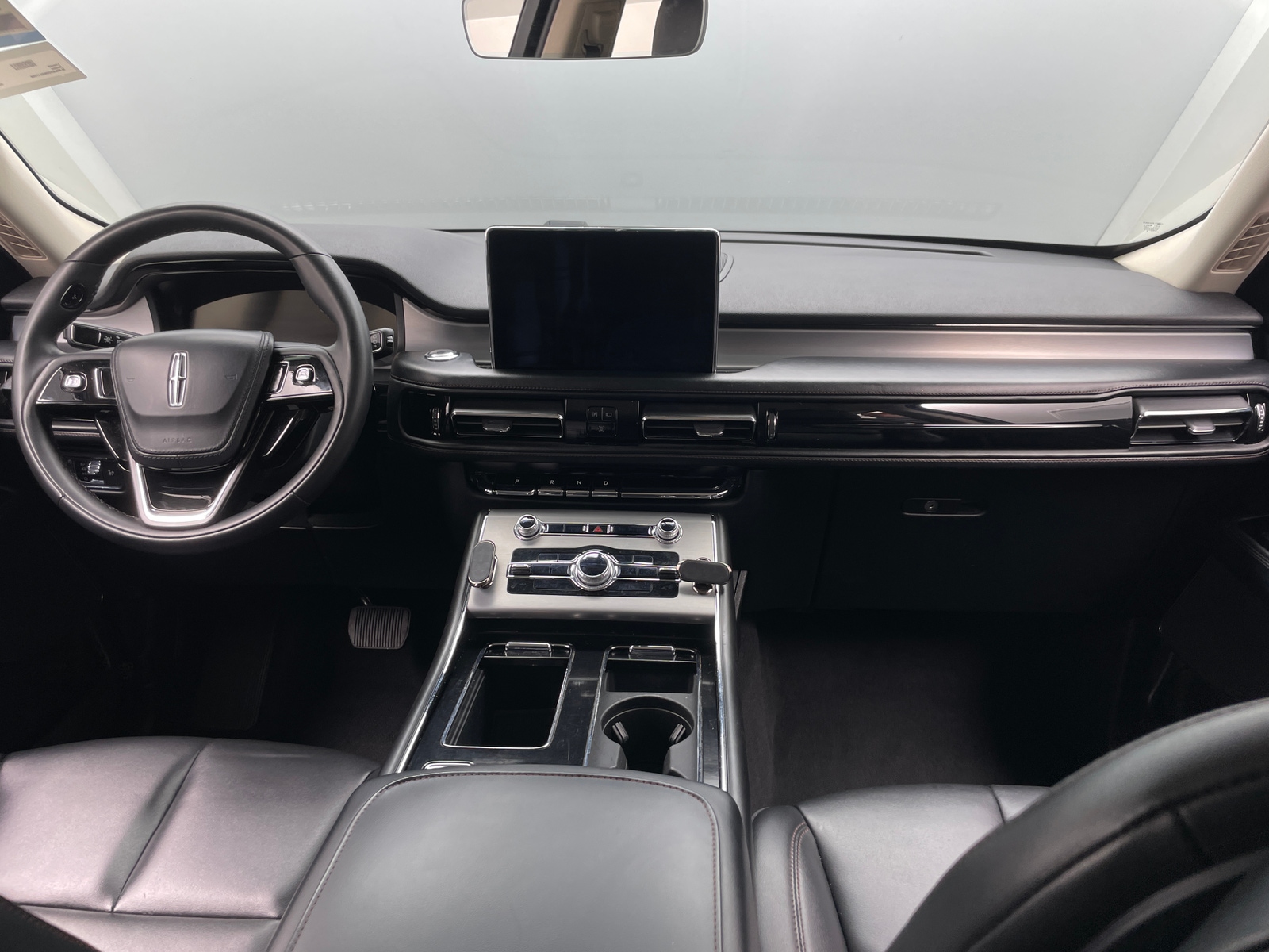 Thumbnail: 2022 Lincoln Aviator - 2