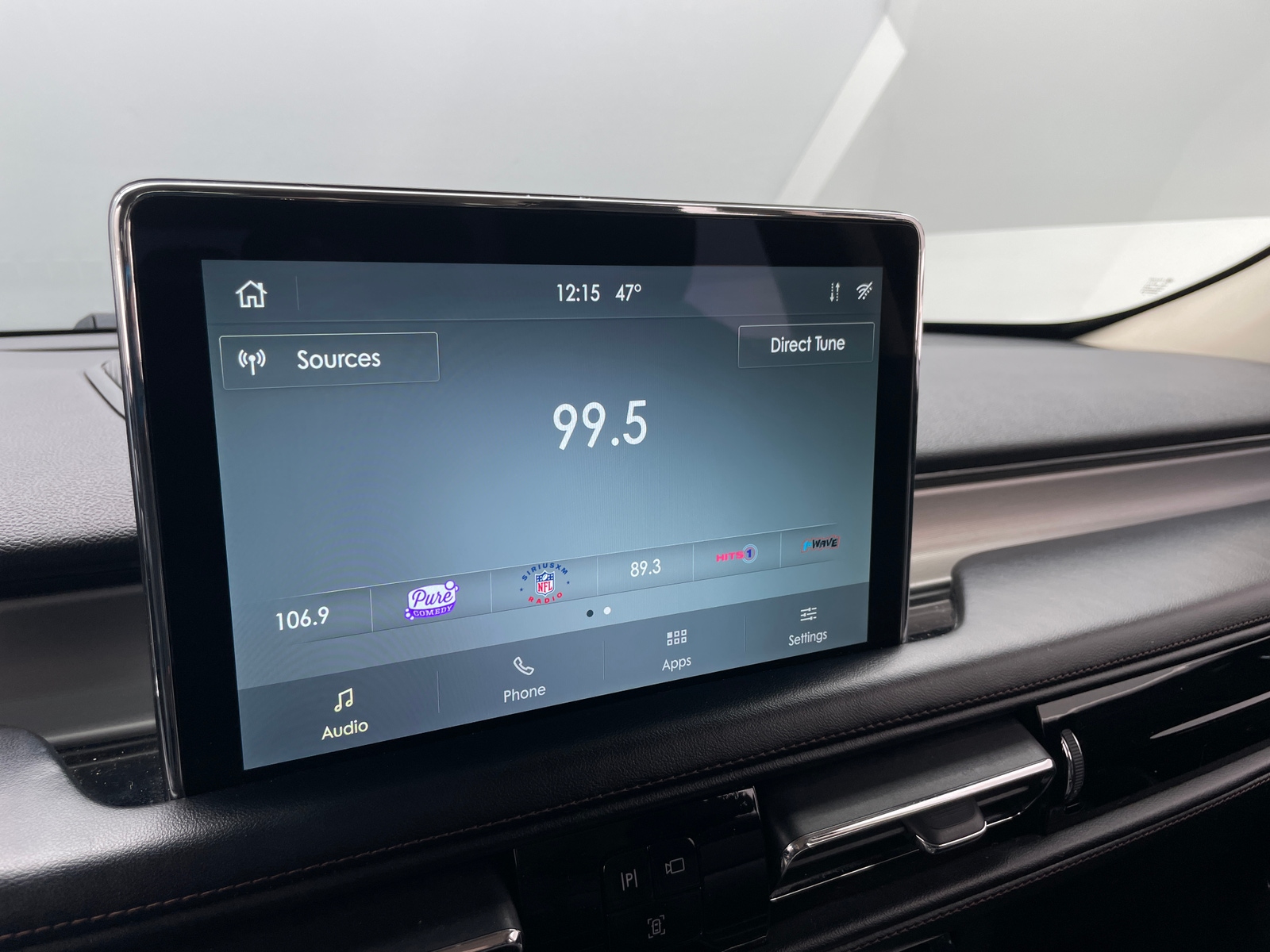 Thumbnail: 2022 Lincoln Aviator - 3