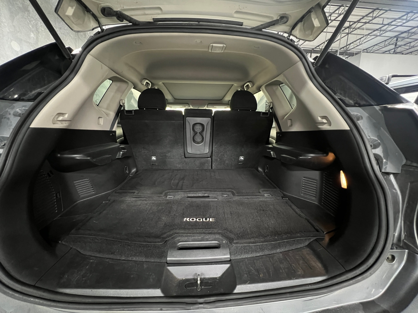 Thumbnail: 2015 Nissan Rogue - 7