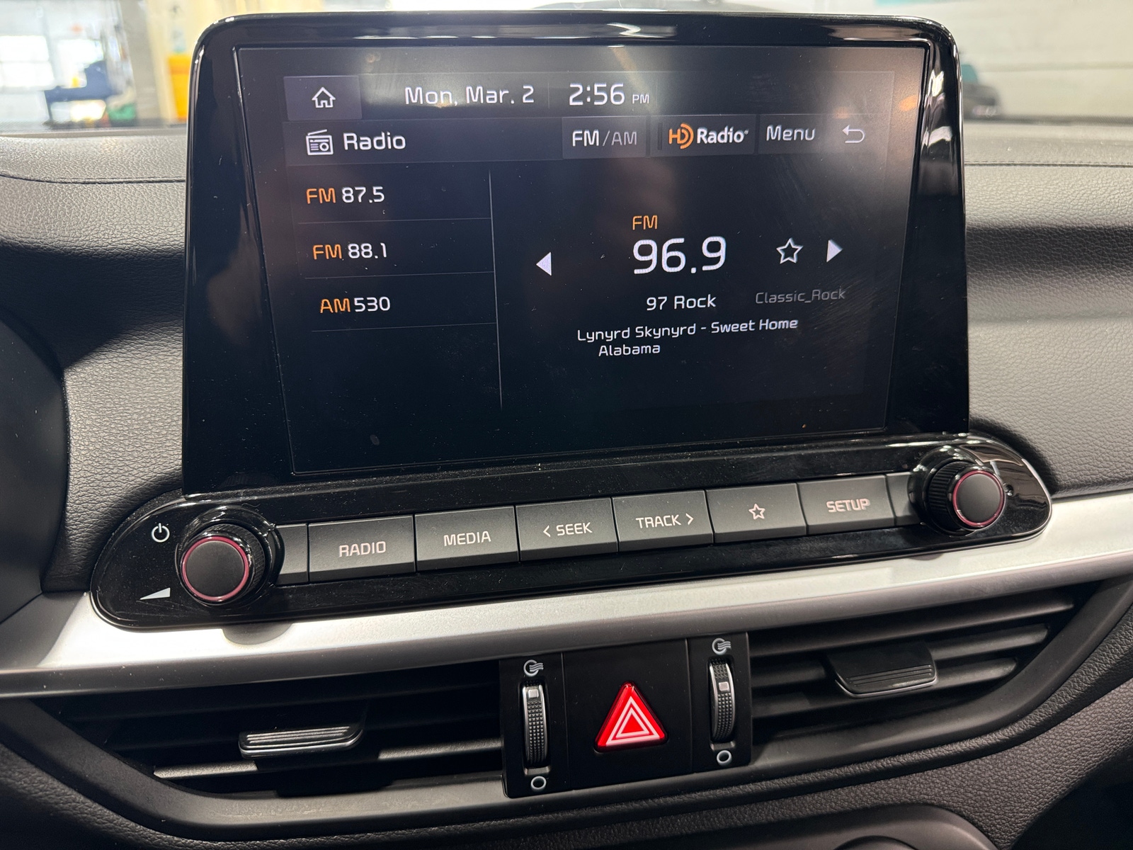 Thumbnail: 2024 Kia Forte - 4