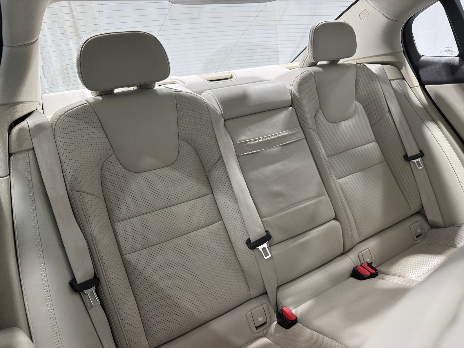 Thumbnail: 2019 Volvo S60 - 5