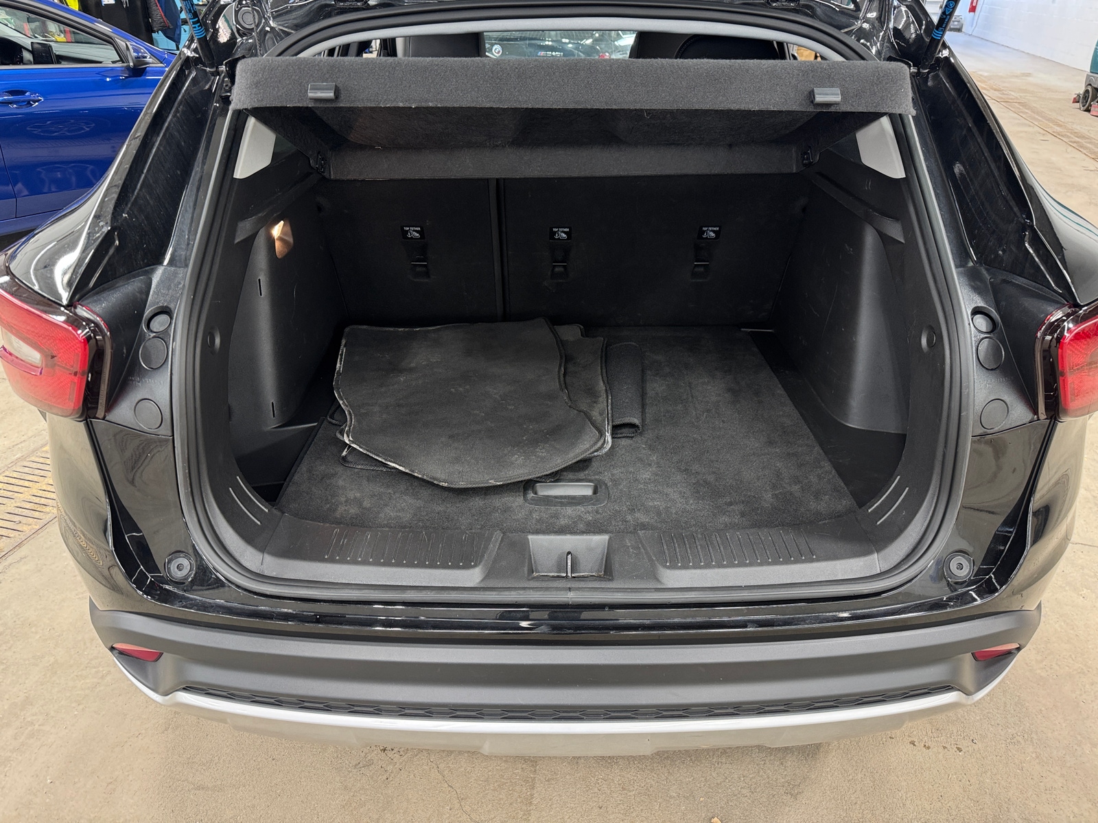 Thumbnail: 2025 Chevrolet Trax - 7