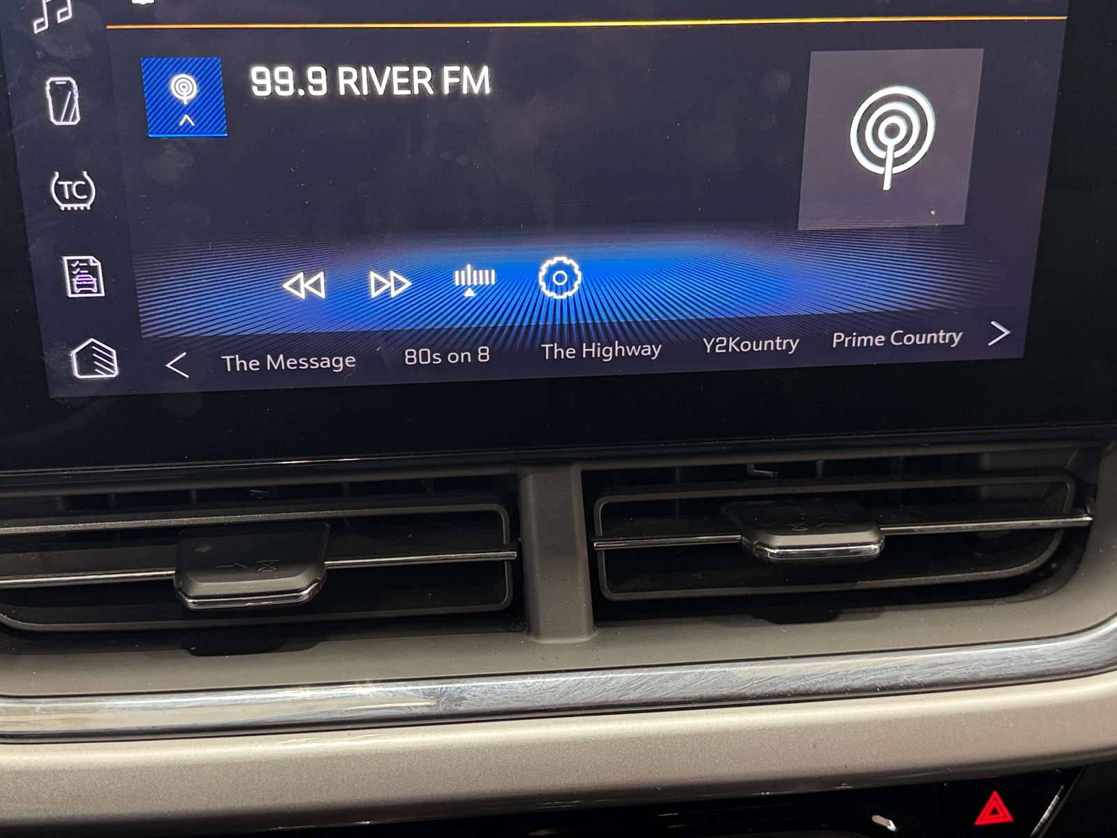 Thumbnail: 2025 Chevrolet Trax - 4