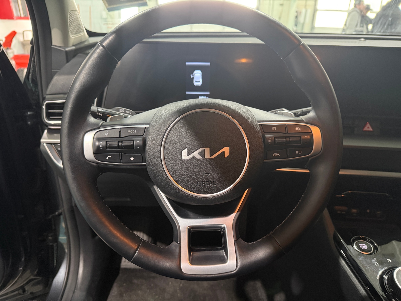 Thumbnail: 2023 Kia Sportage - 4