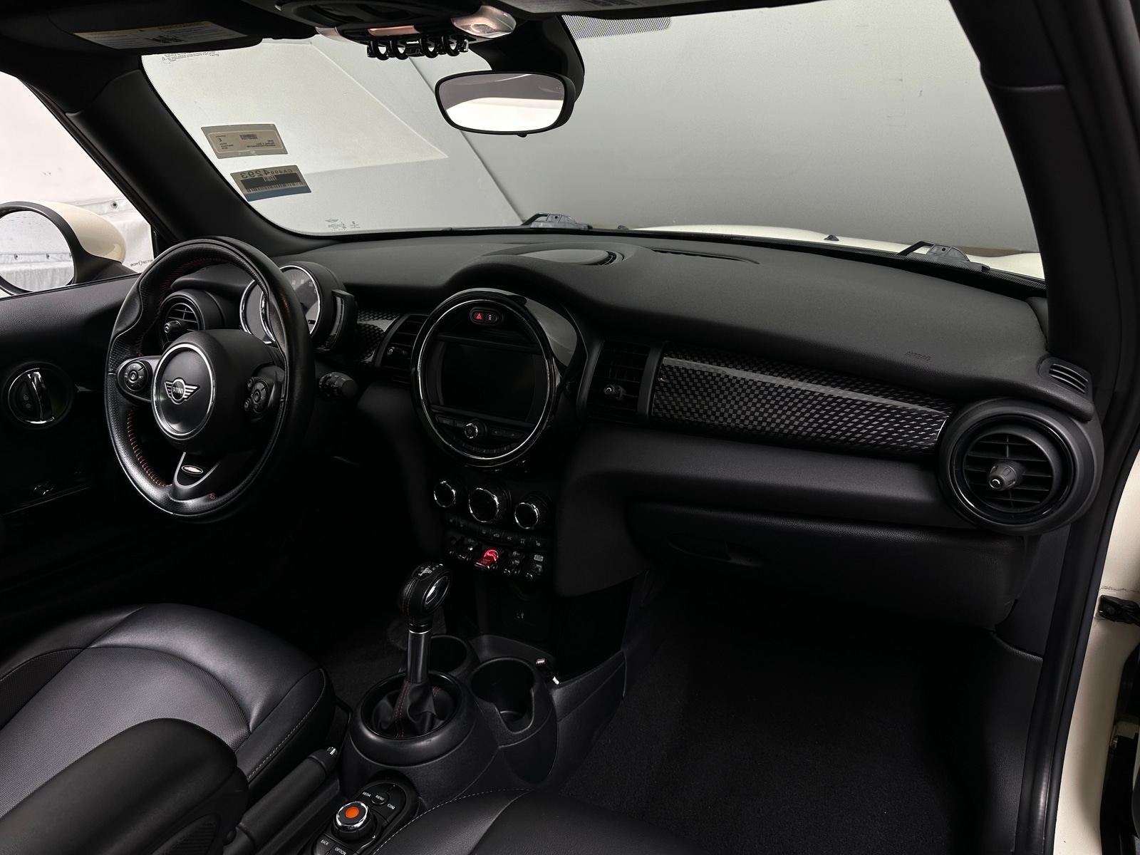 Thumbnail: 2019 MINI Cooper Hardtop - 2