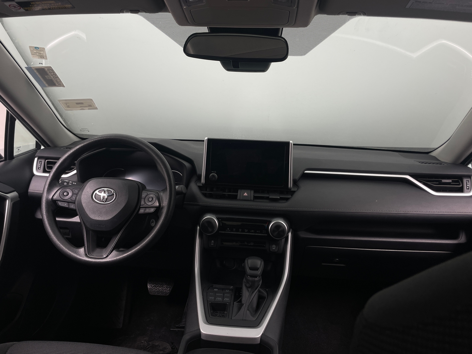 Thumbnail: 2024 Toyota RAV4 - 3