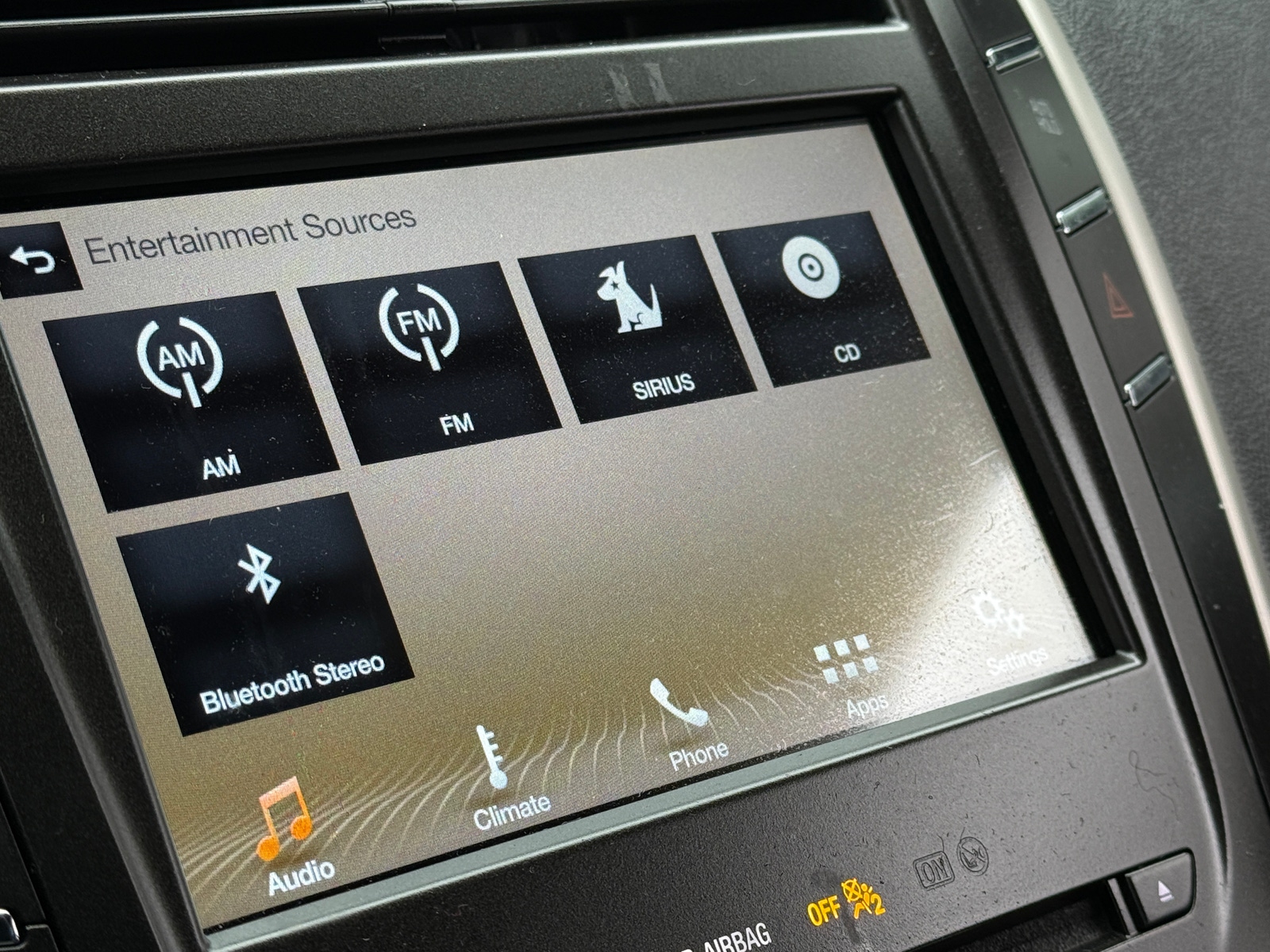 Thumbnail: 2017 Lincoln MKC - 3