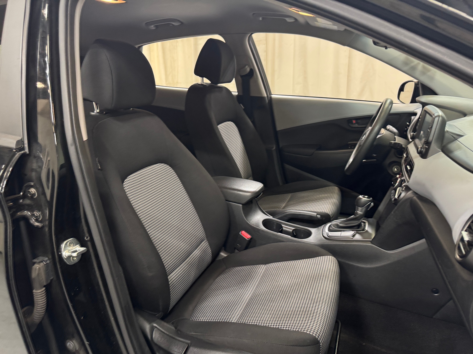 Thumbnail: 2021 Hyundai Kona - 2