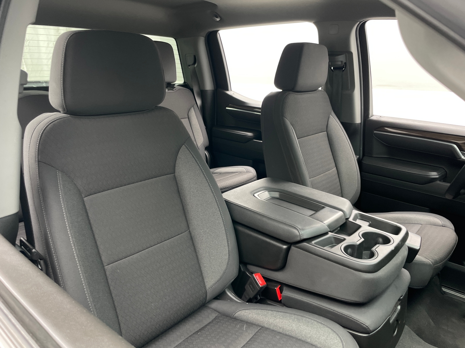 Thumbnail: 2025 Chevrolet Silverado 1500 - 2