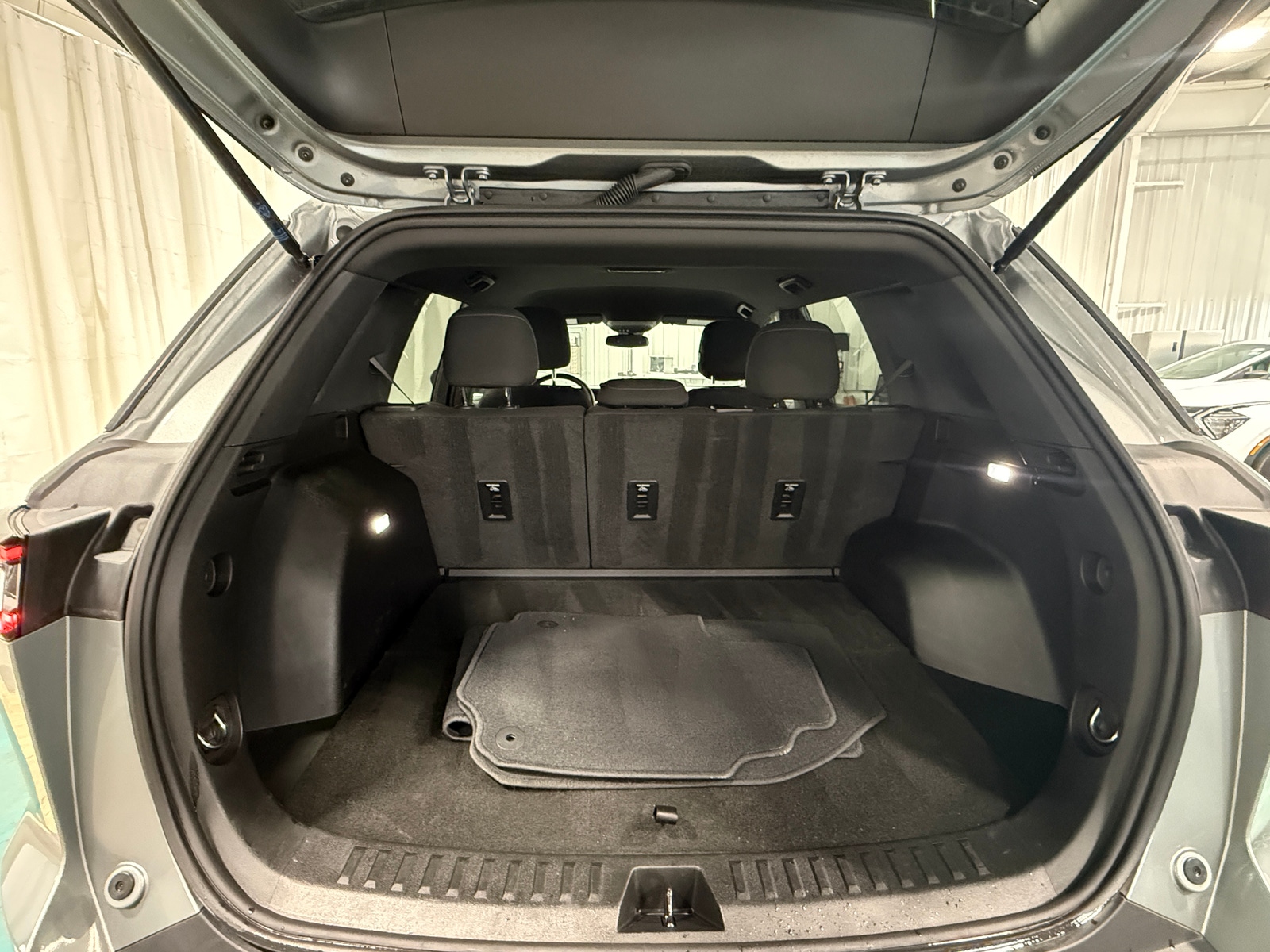 Thumbnail: 2025 Chevrolet Equinox - 7