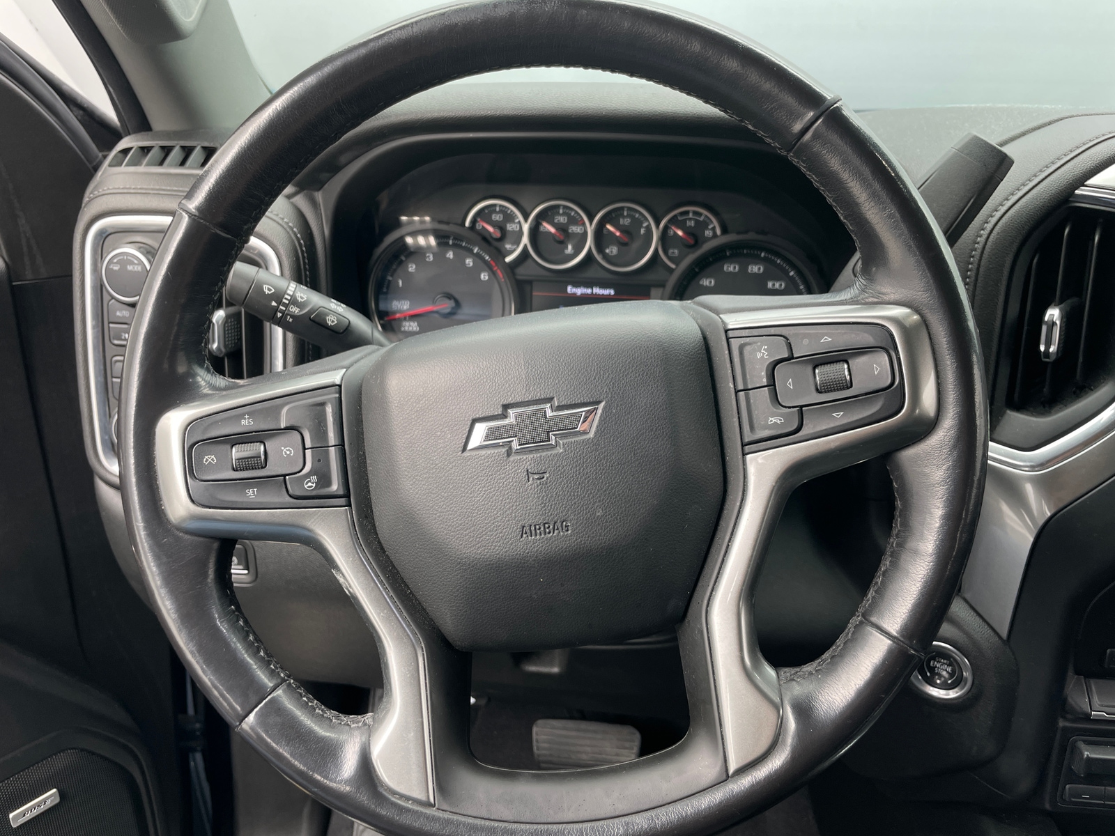 Thumbnail: 2020 Chevrolet Silverado 1500 - 5